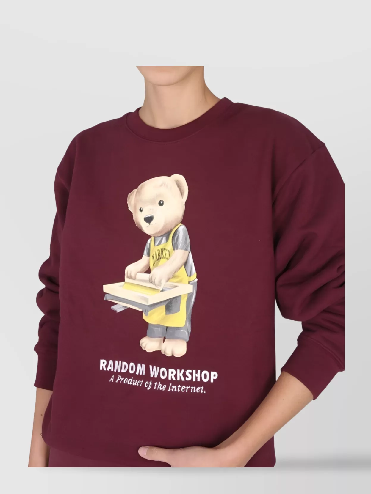 Market Random Workshop Bear Sweatshirt Unisex