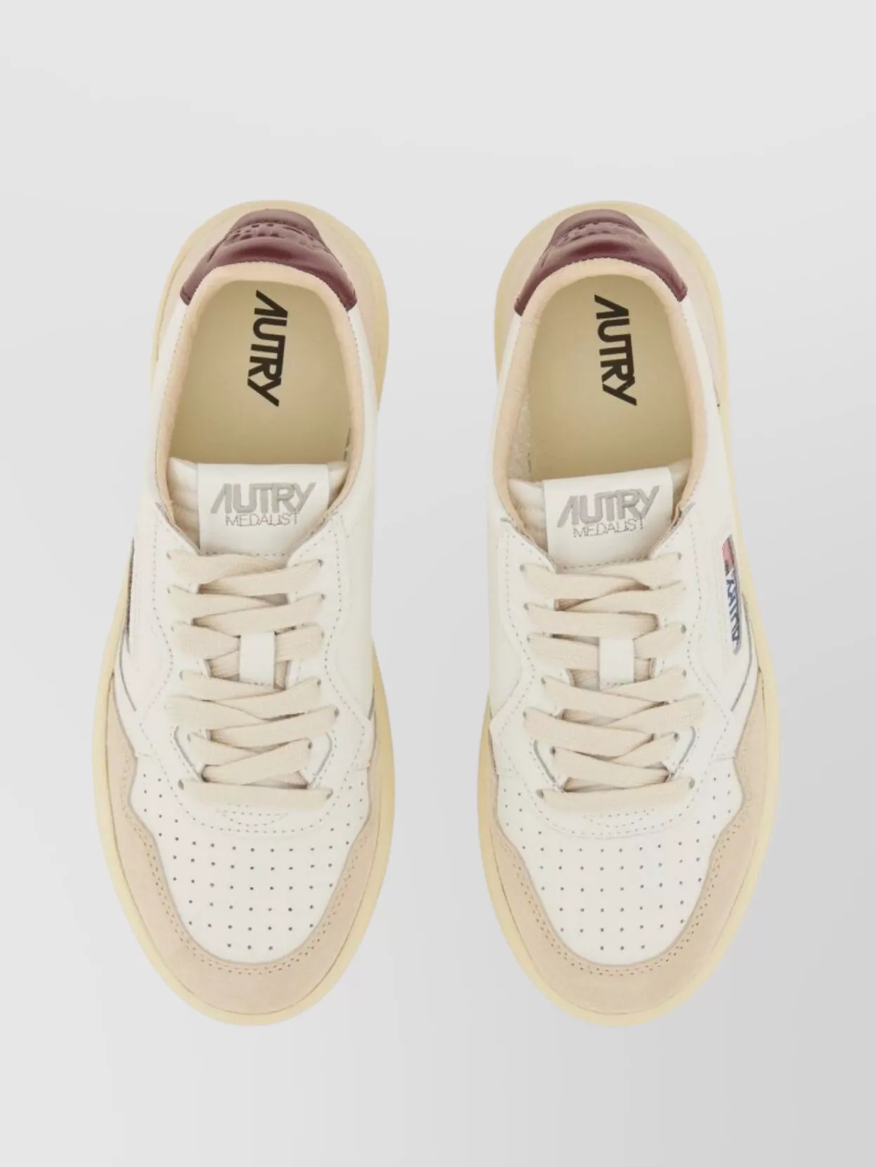 Autry Low Sneaker With Contrast Heel Tab