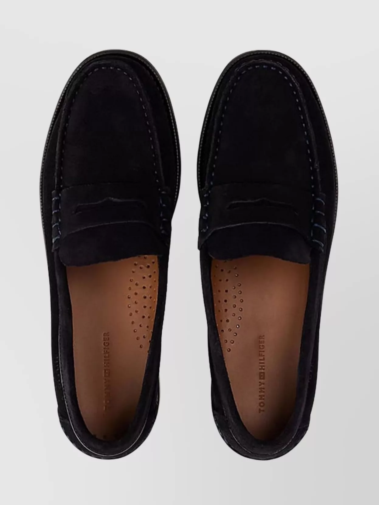 Tommy Hilfiger Loafer With Round Toe And Suede Finish