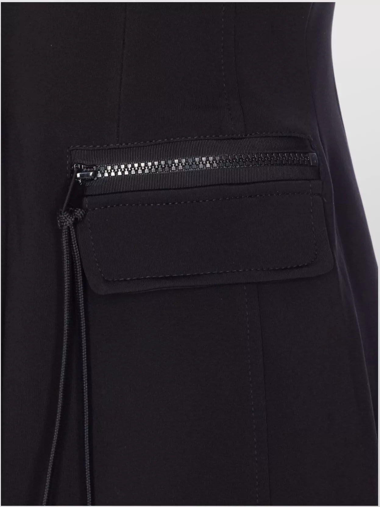 Pinko Sleeveless V-Neck Fitted Jacket Pockets
