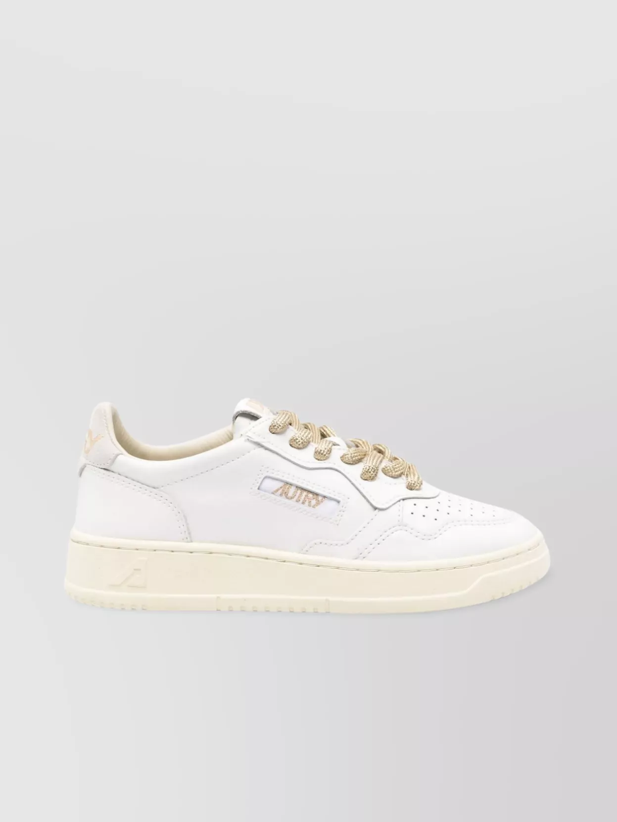 Autry Medalist Low Sneakers In White Leather And Suede Heel Tab In White