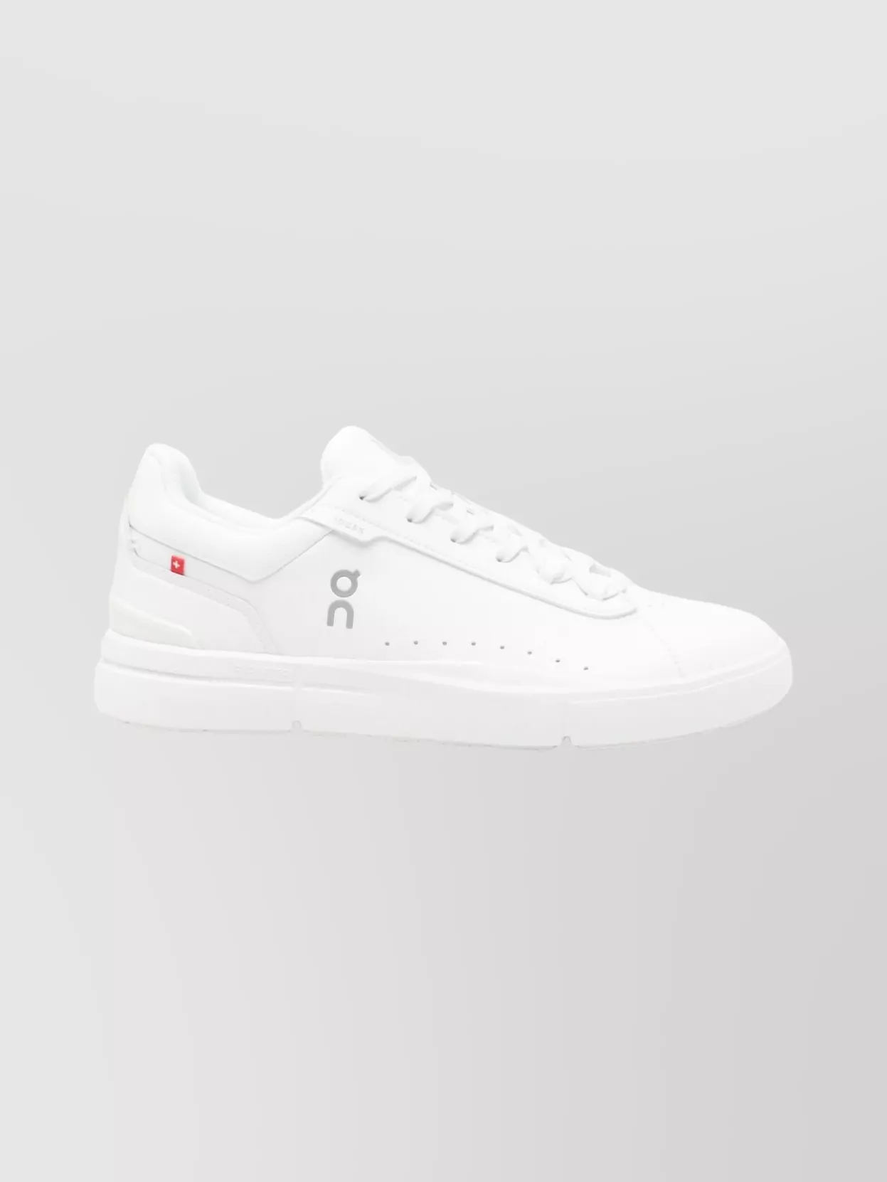 On Roger Advantage Casual Sneakers
