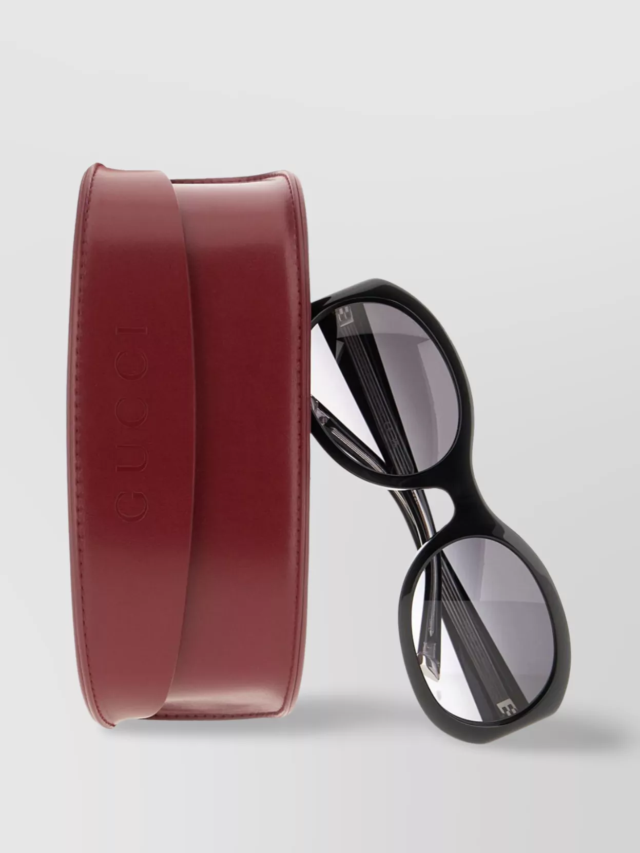 Gucci Acetate Sunglasses With Gradient Lenses And Oval Frame In Black