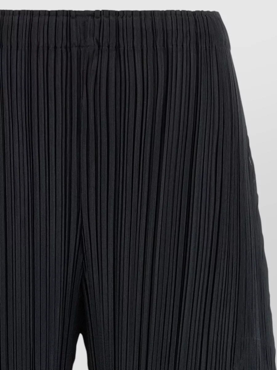 Pleats Please Issey Miyake Pleated Barrel-Leg Knee-Length Shorts