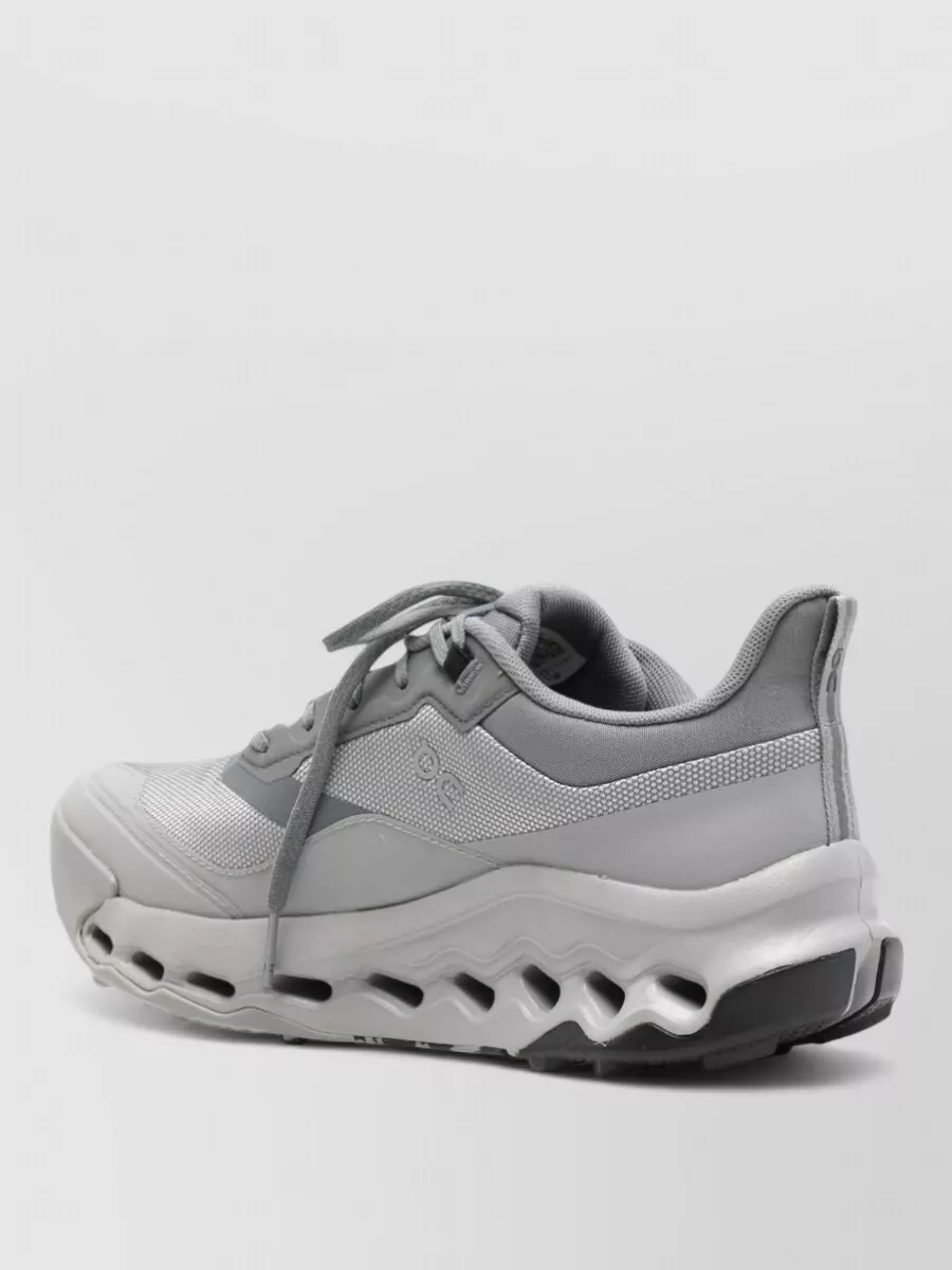 On Running rubber logo print low-top sneakers