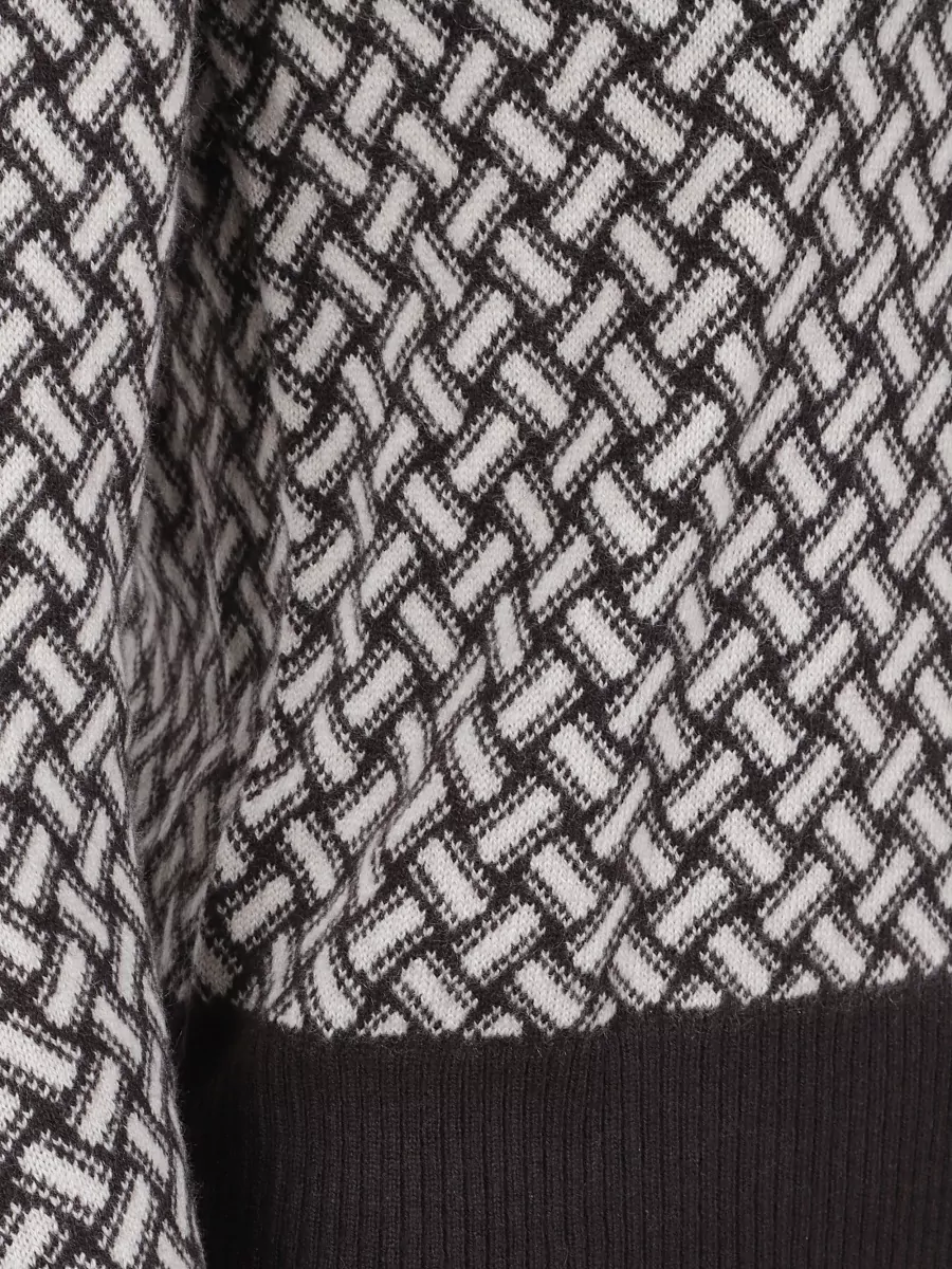 Drumohr All-Over Patterned Long Sleeve Knit Sweater