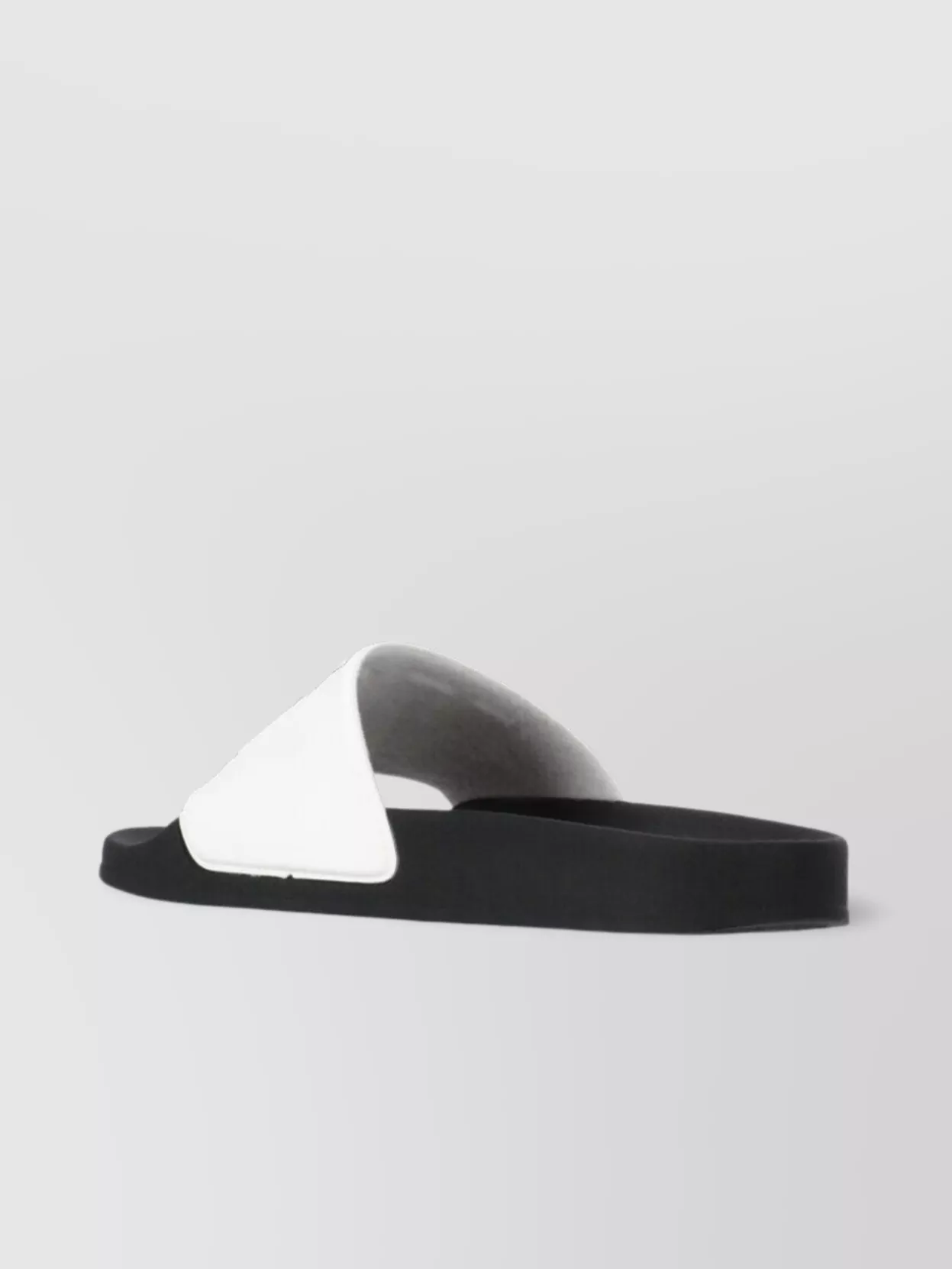 Msgm Man's Round Toe Flat Sole Sandals