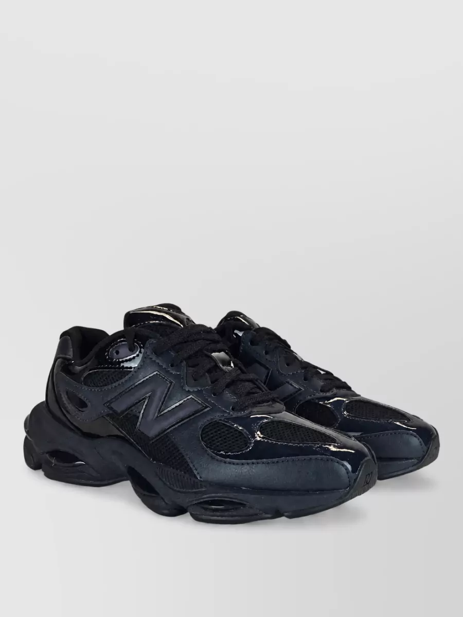 New Balance low-top sneakers