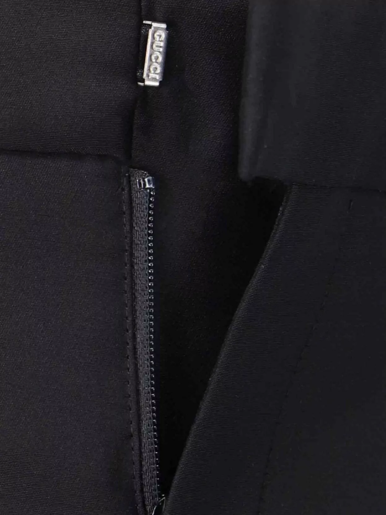 Gucci Straight Trousers With Belt Loops And Pockets In Black