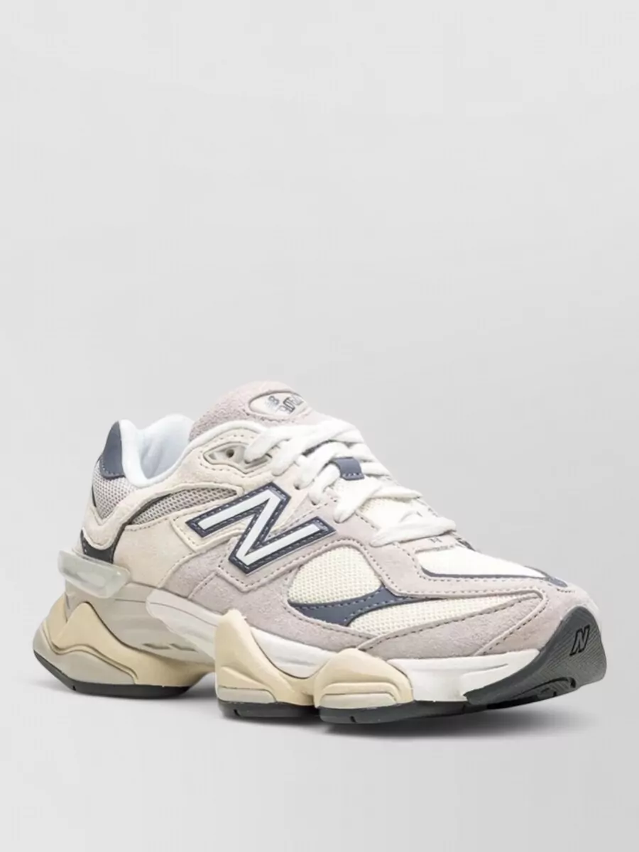 New Balance leather low-top sneakers