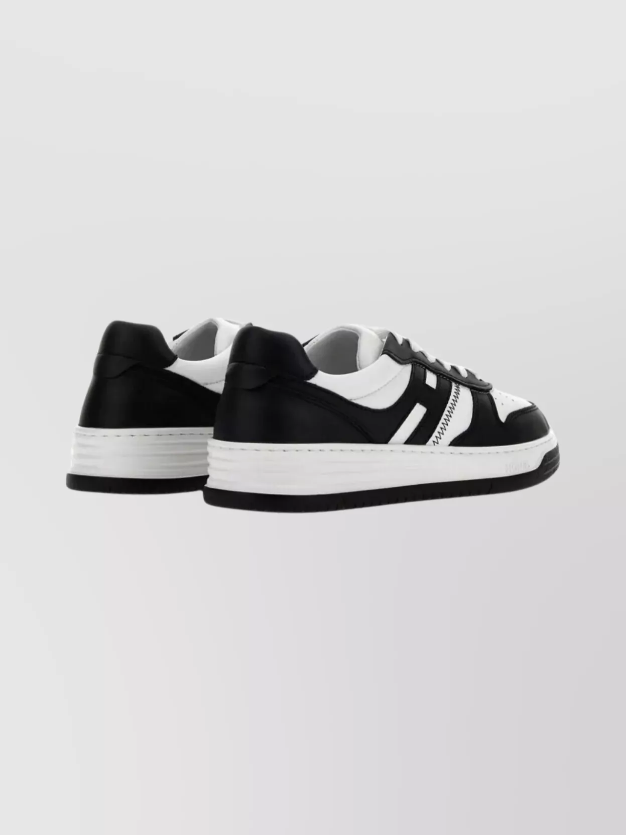 Hogan Sneakers With Round Toe And Contrast Panels