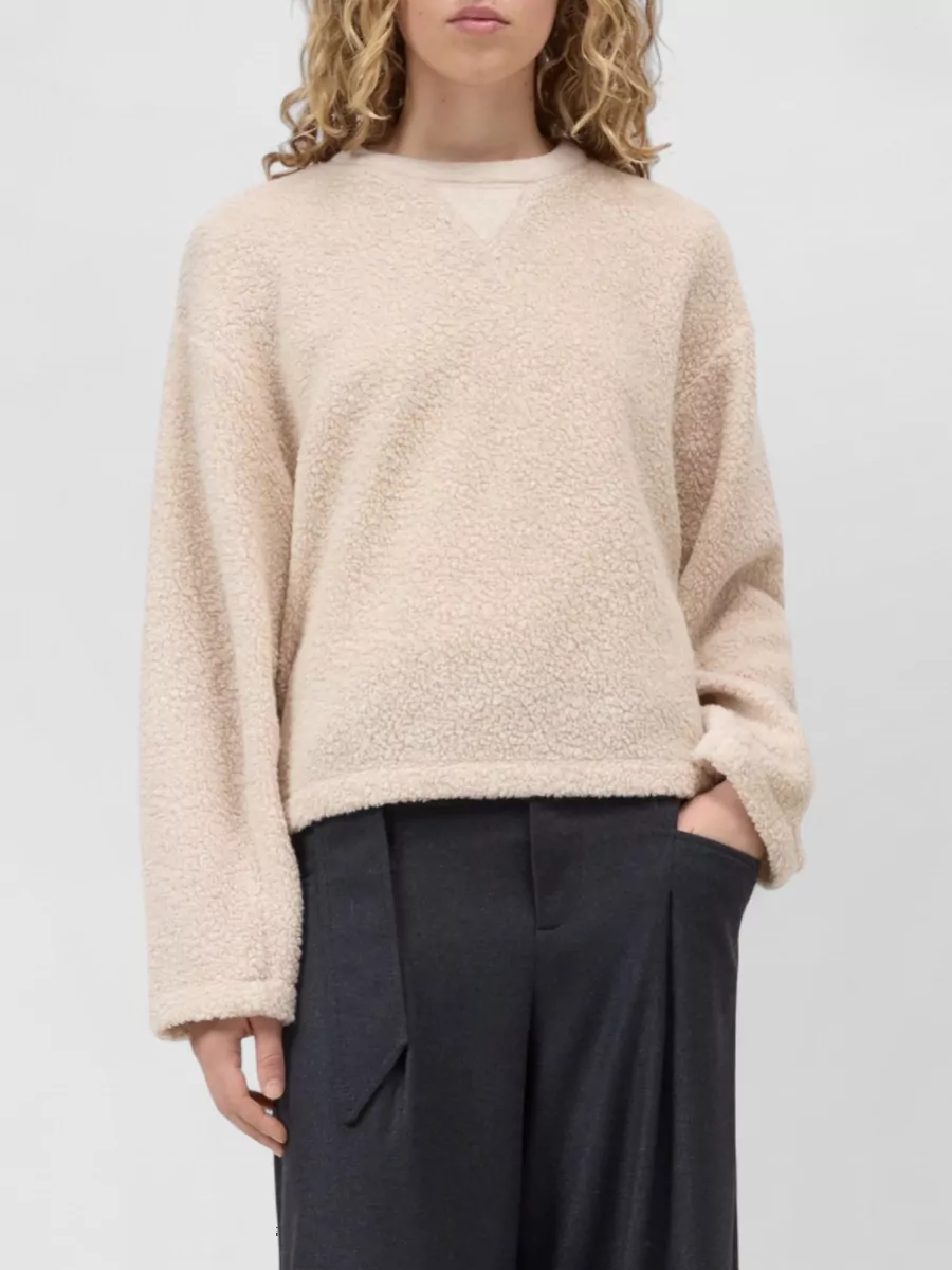 Closed loungewear top