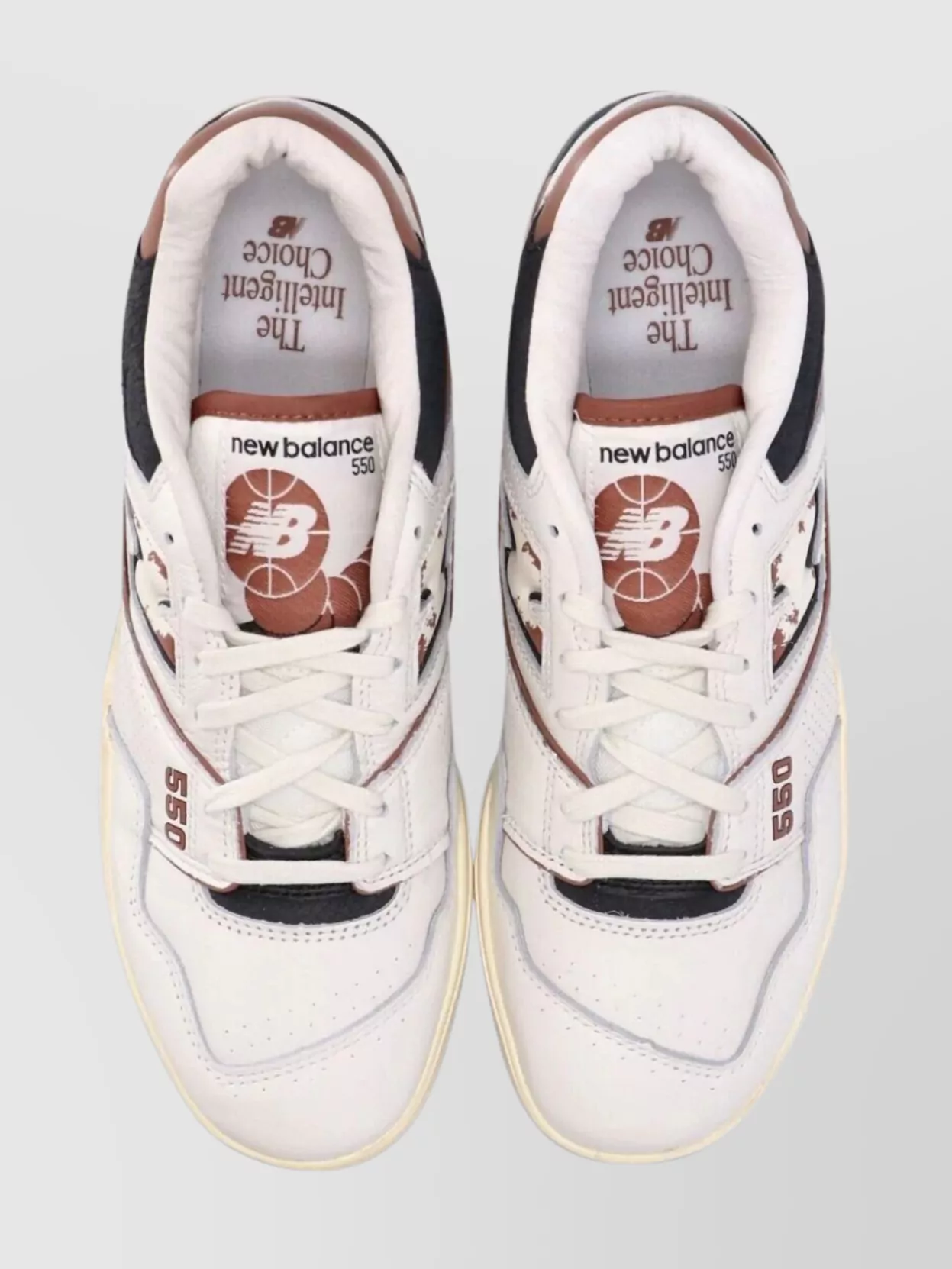 New Balance 550 Sneakers Contrast Sole