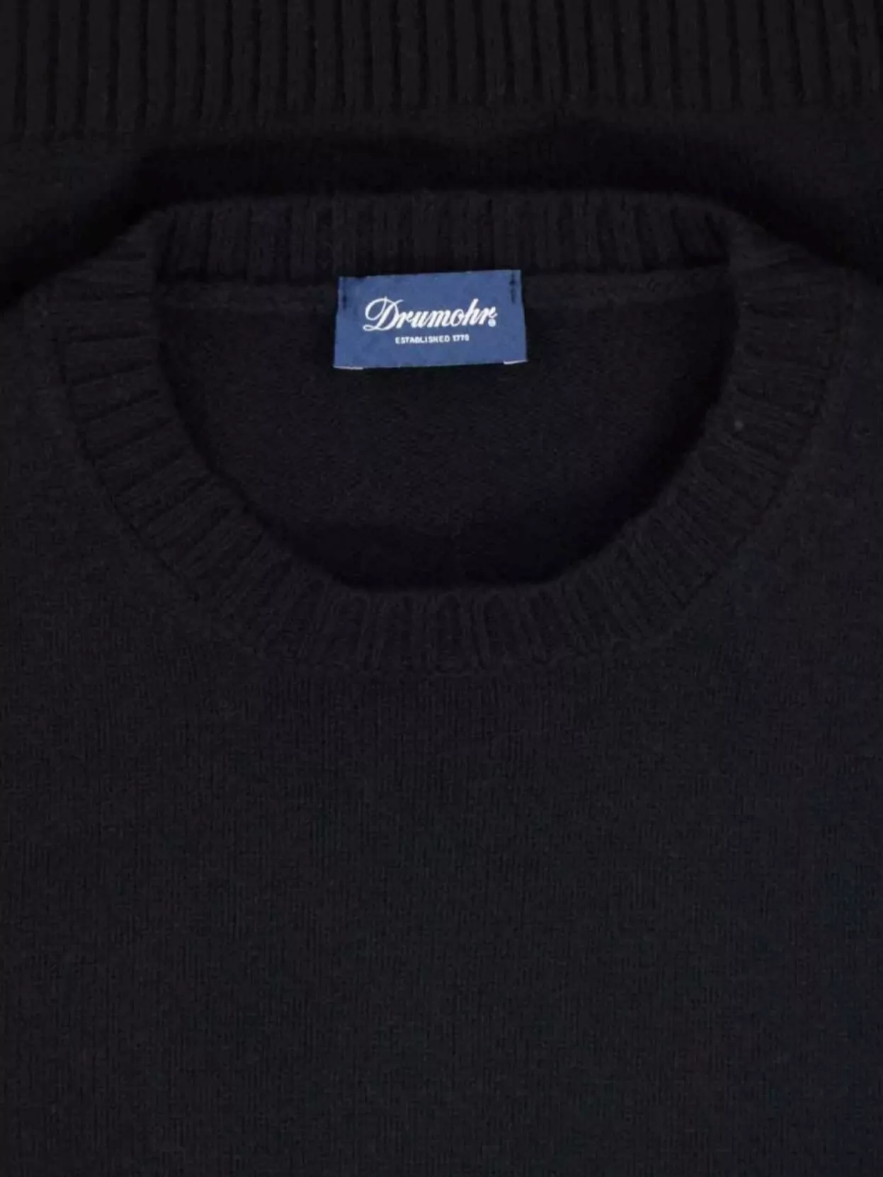 Drumohr Ribbed Cuff Crew Neck Sweater Design
