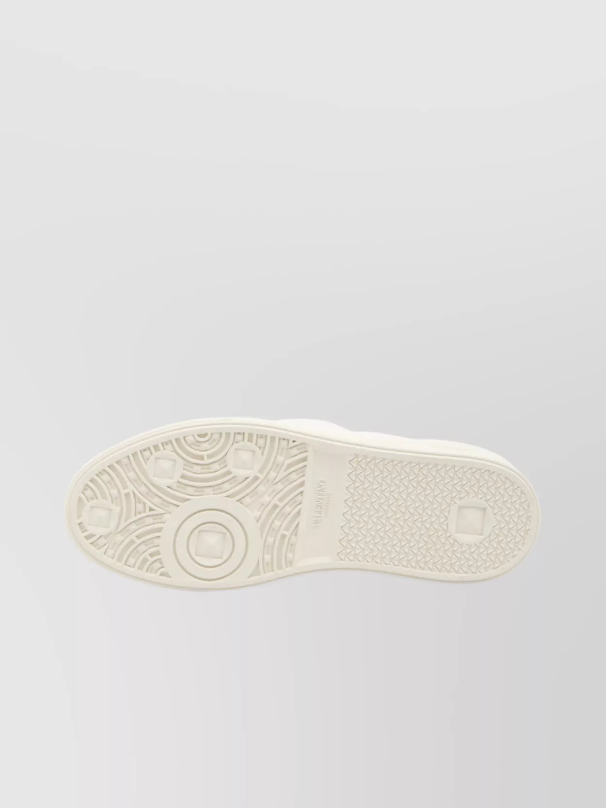 Valentino Garavani Low-Top Sneakers Studs Adorned Rubber Sole Customized
