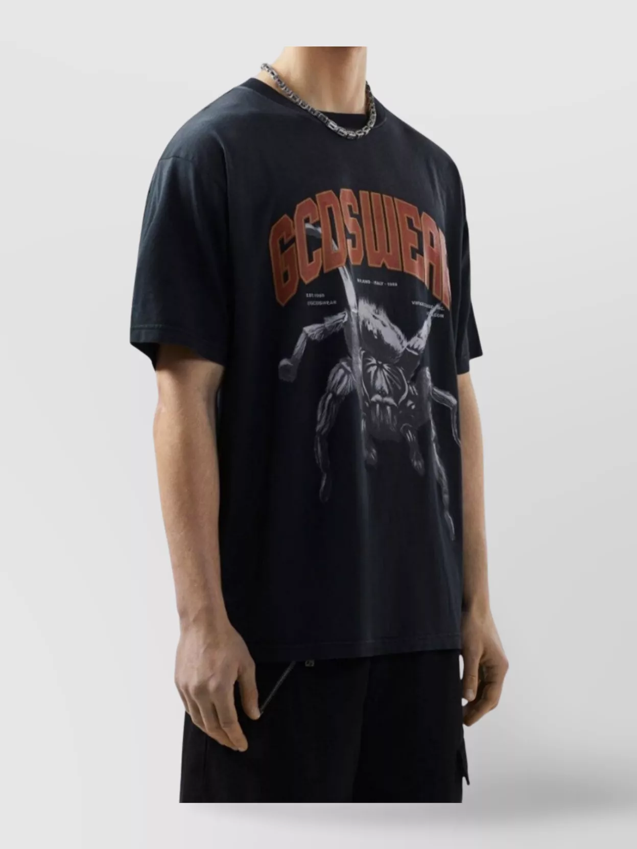 Shop Gcds Spider Graphic Print Oversize T-shirt