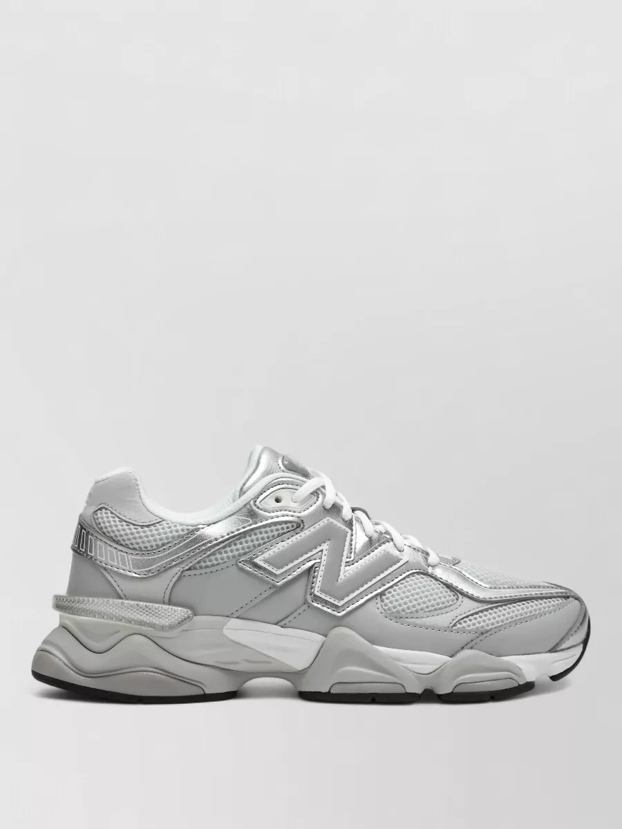 New Balance low-top sneakers