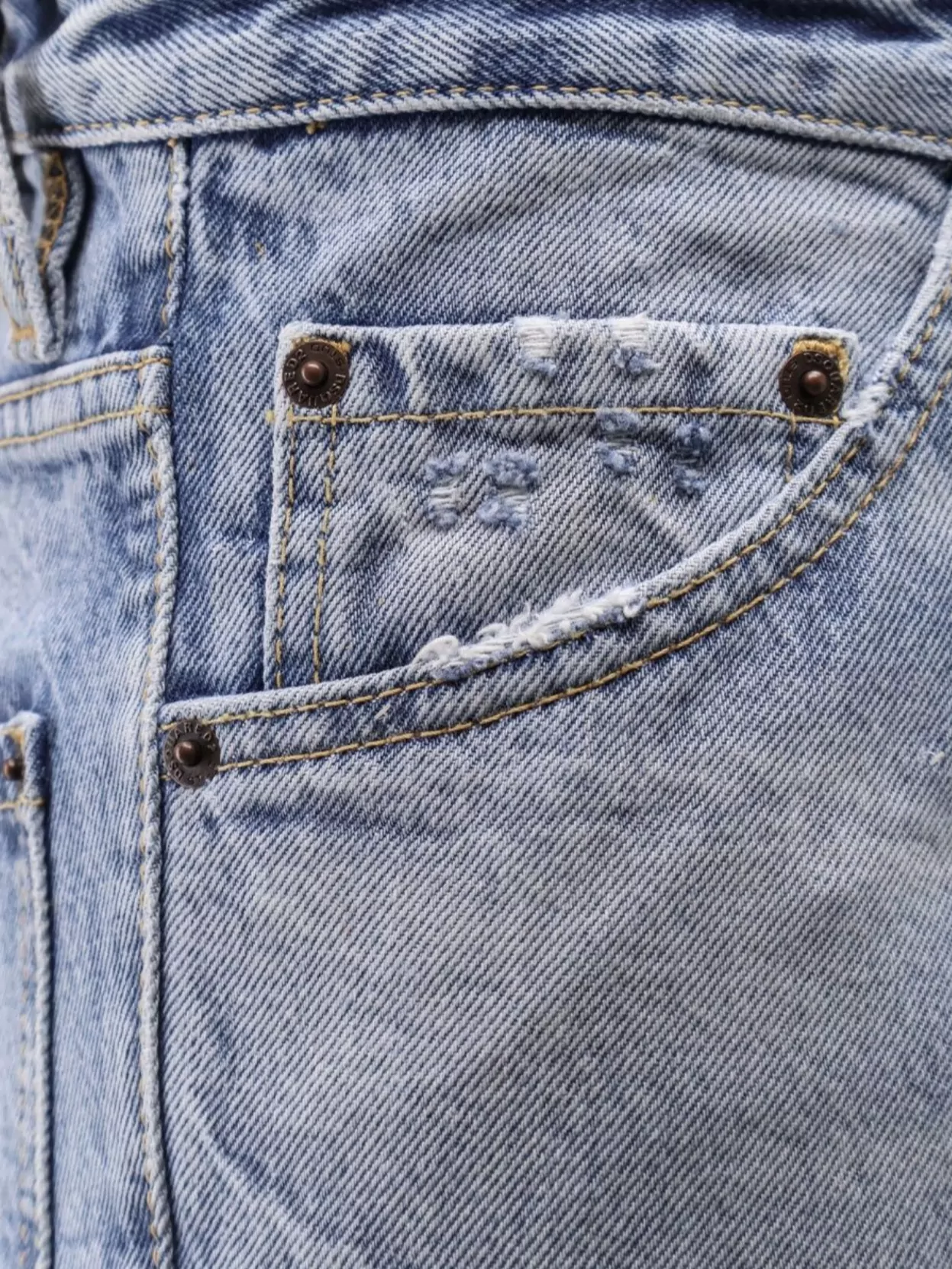 Dsquared2 Cool Guy Jeans - Used Effect