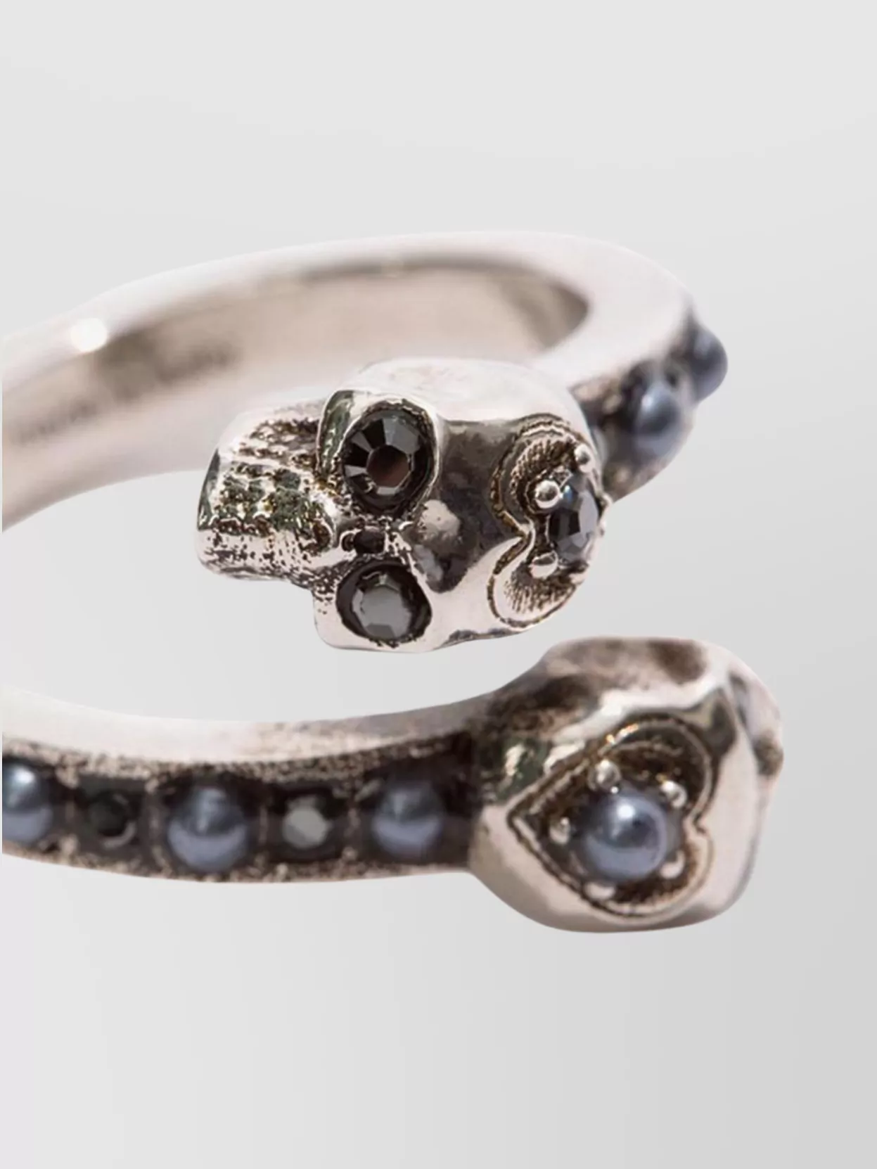 Alexander Mcqueen Wrap-Around Skull Ring Adorned Gemstone Embellishments