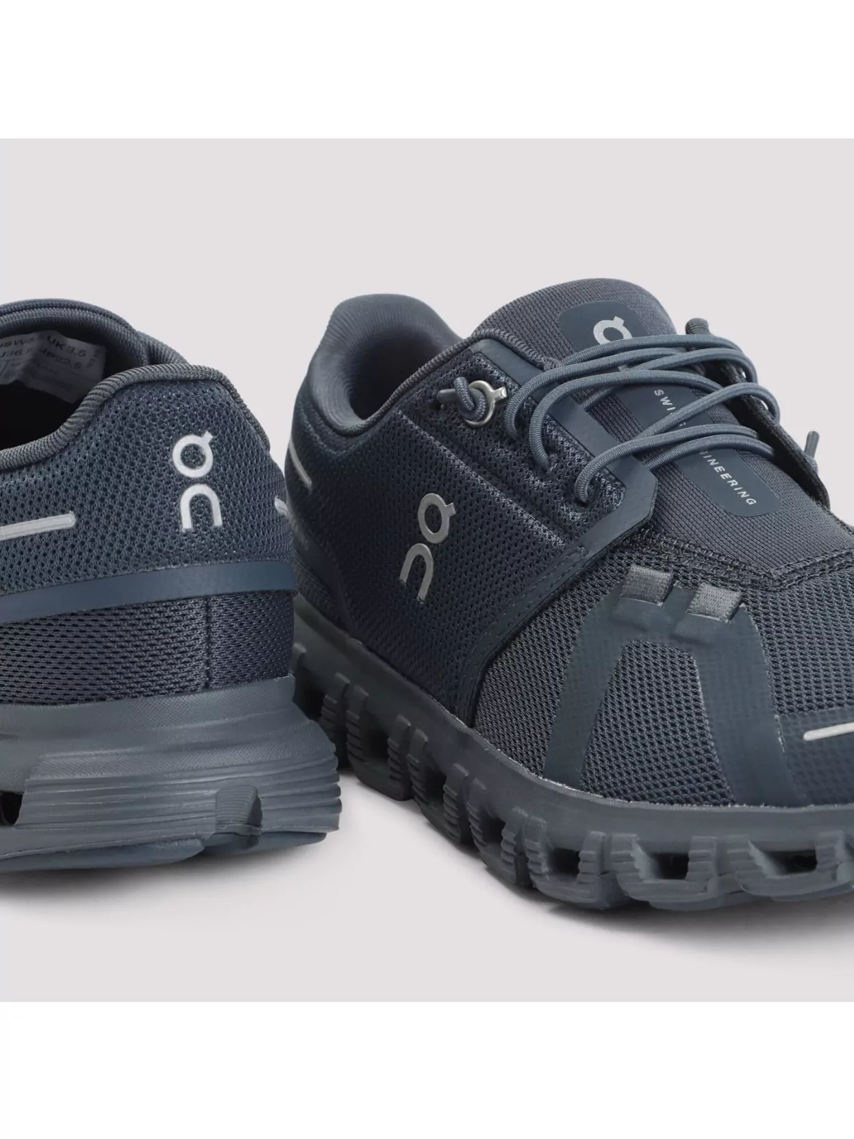 On Airy Sneakers Model 6