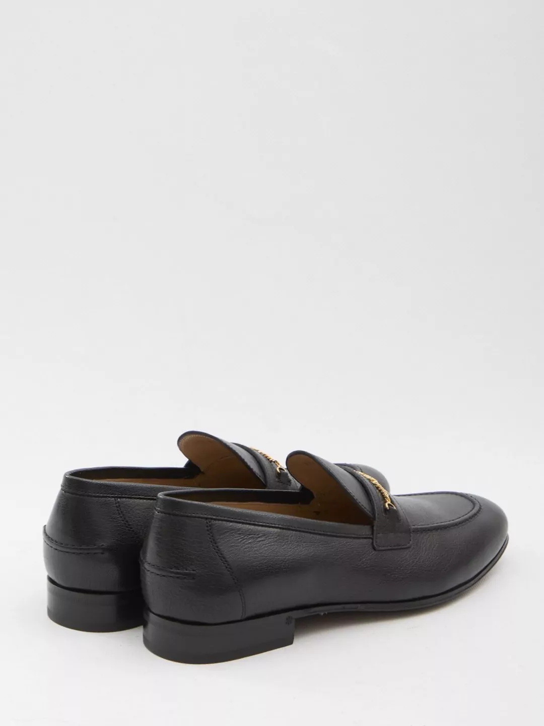 Valentino Garavani Signature Loafers Decorative Chain
