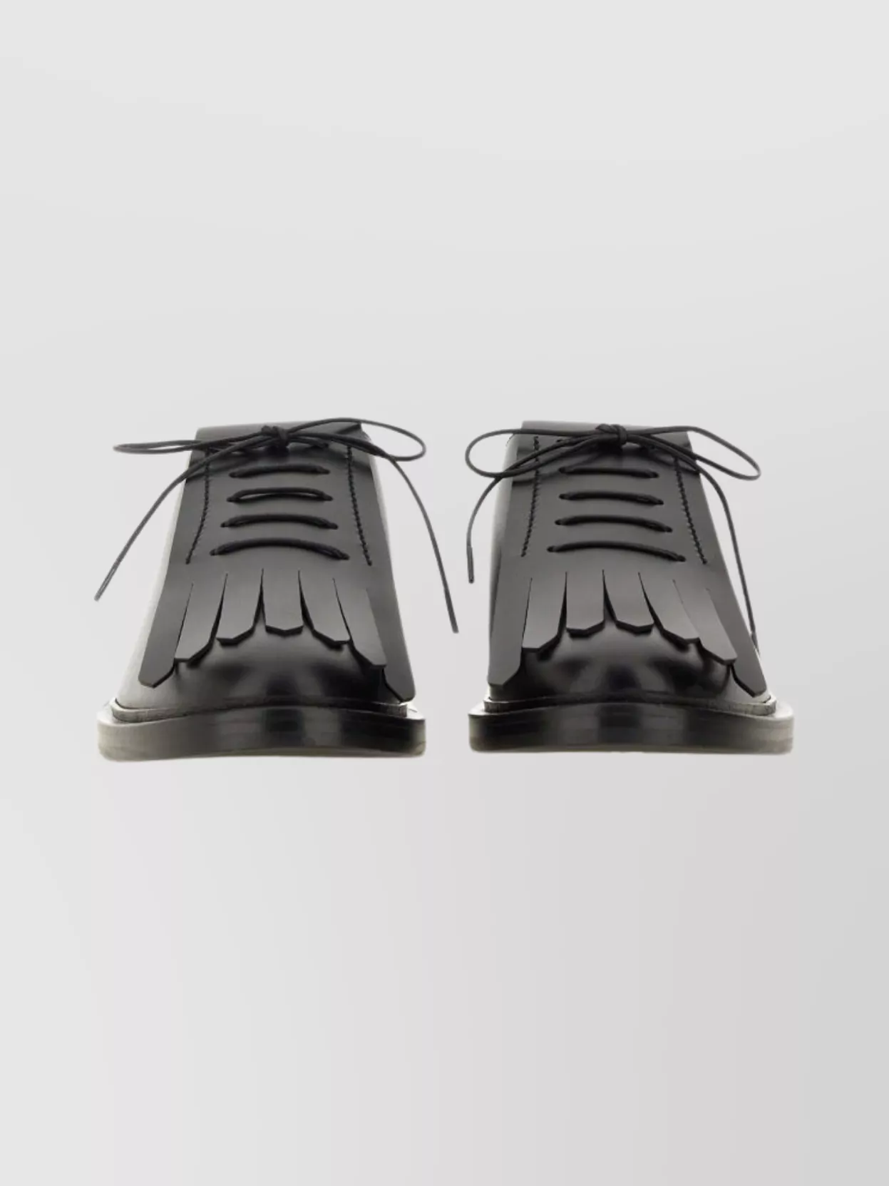 Max Mara Round Toe Lace-Up Shoes With Fringe Detail