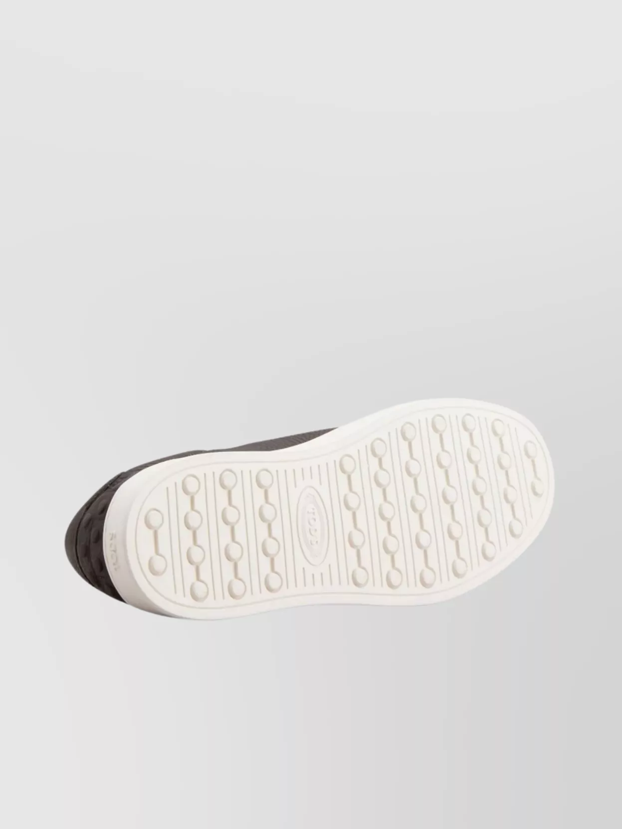 Tod's Grained Leather Round Toe Rubber Sole Sneakers