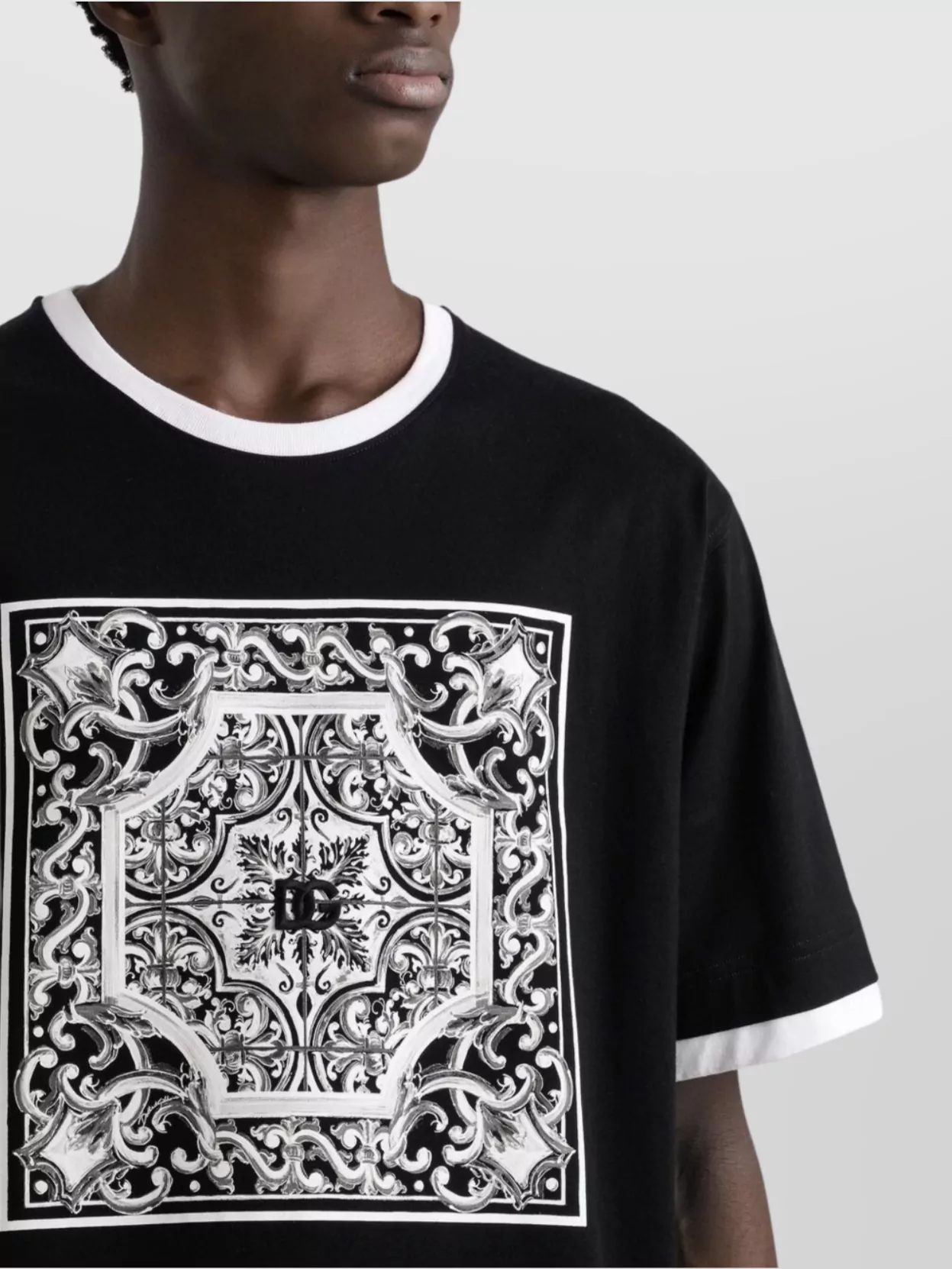 Dolce&Gabbana Short Sleeves With Contrast Trim And Graphic Print