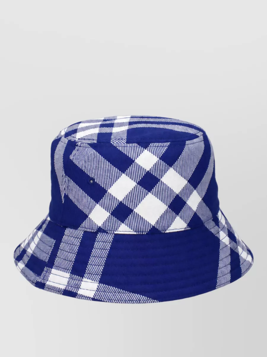 Burberry bucket hat
