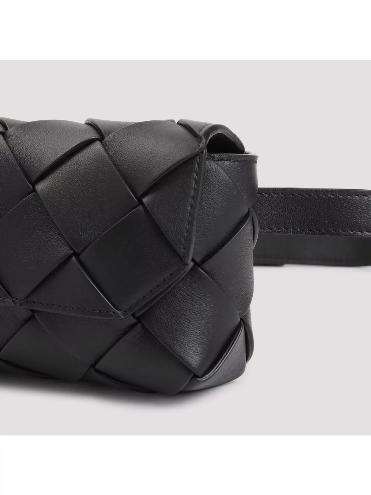 Bottega Veneta Diago Leather Belt Bag In Black