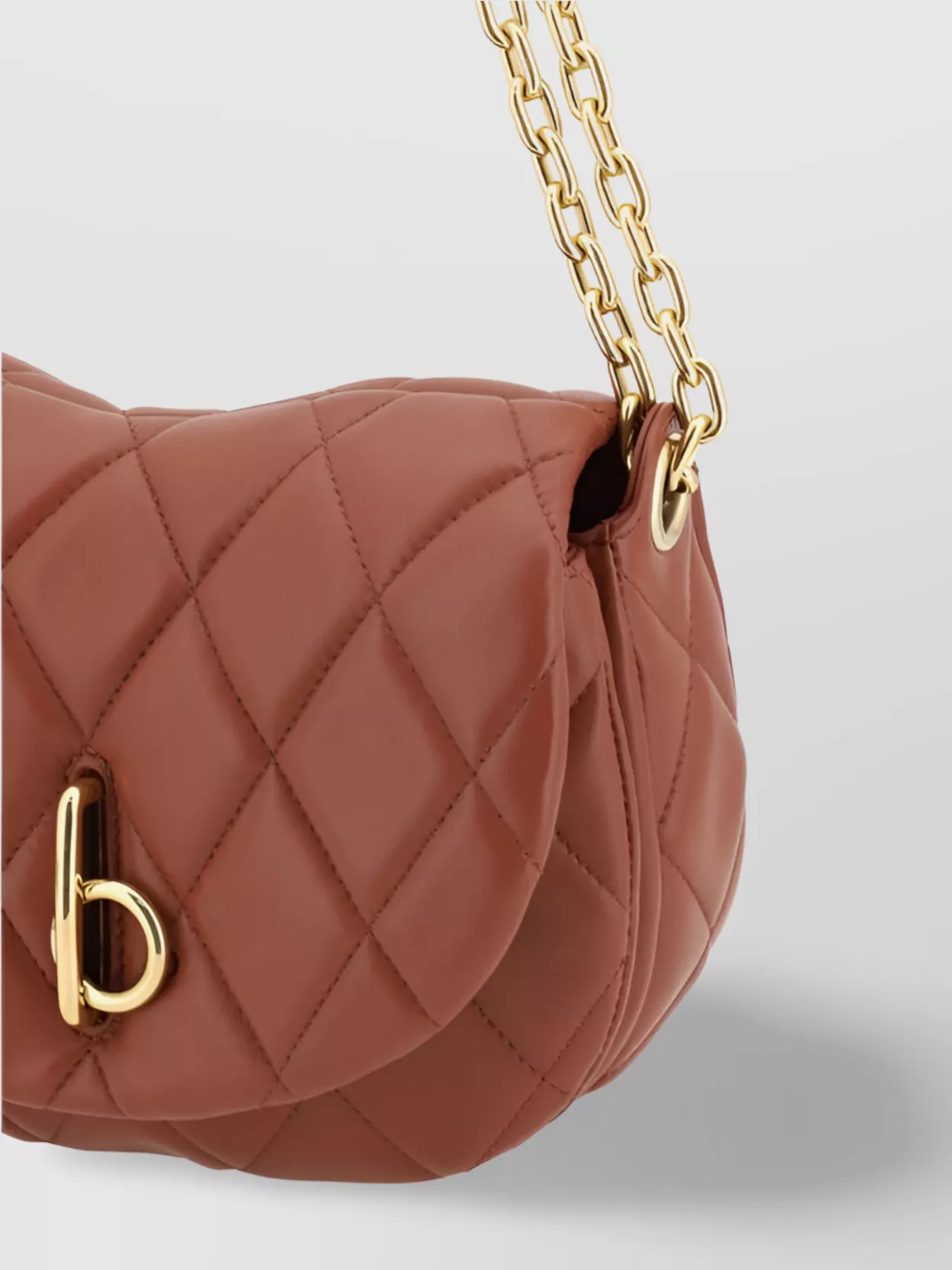 【送料&関税込】Burberry Quilted Flap Shoulder Bag Burberry Quilted leather shoulder bag with chain strap | The