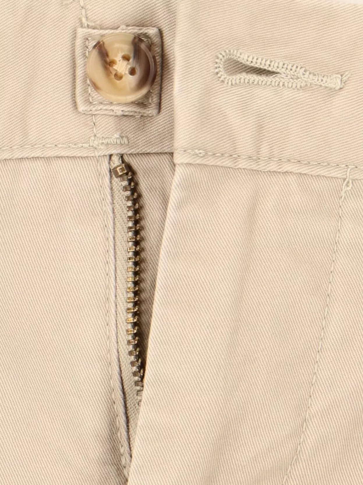 Polo Ralph Lauren Straight Cut Shorts With Back Pockets And Belt Loops