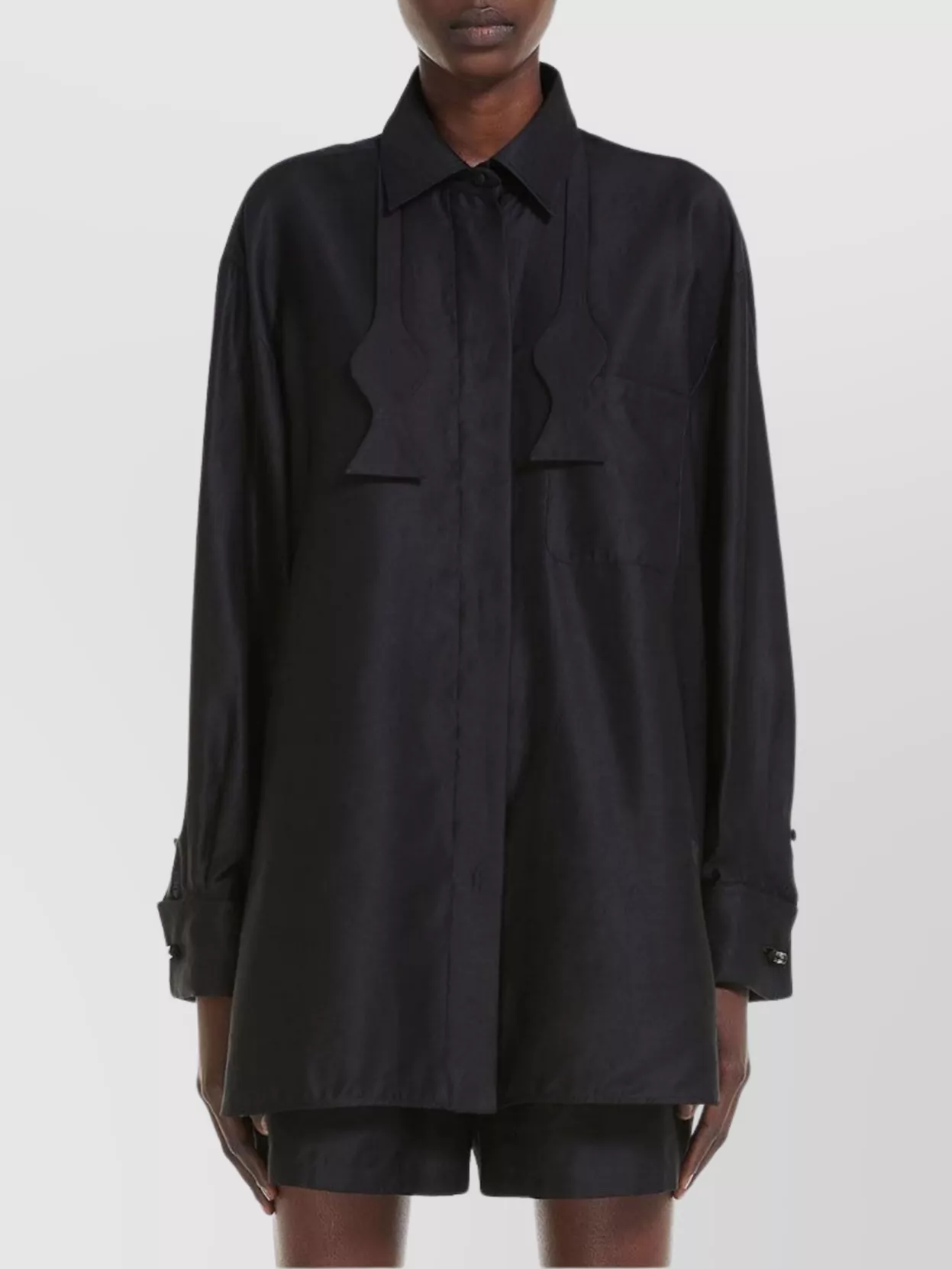 Max Mara Pocketed Hem Long Sleeve Top In Black