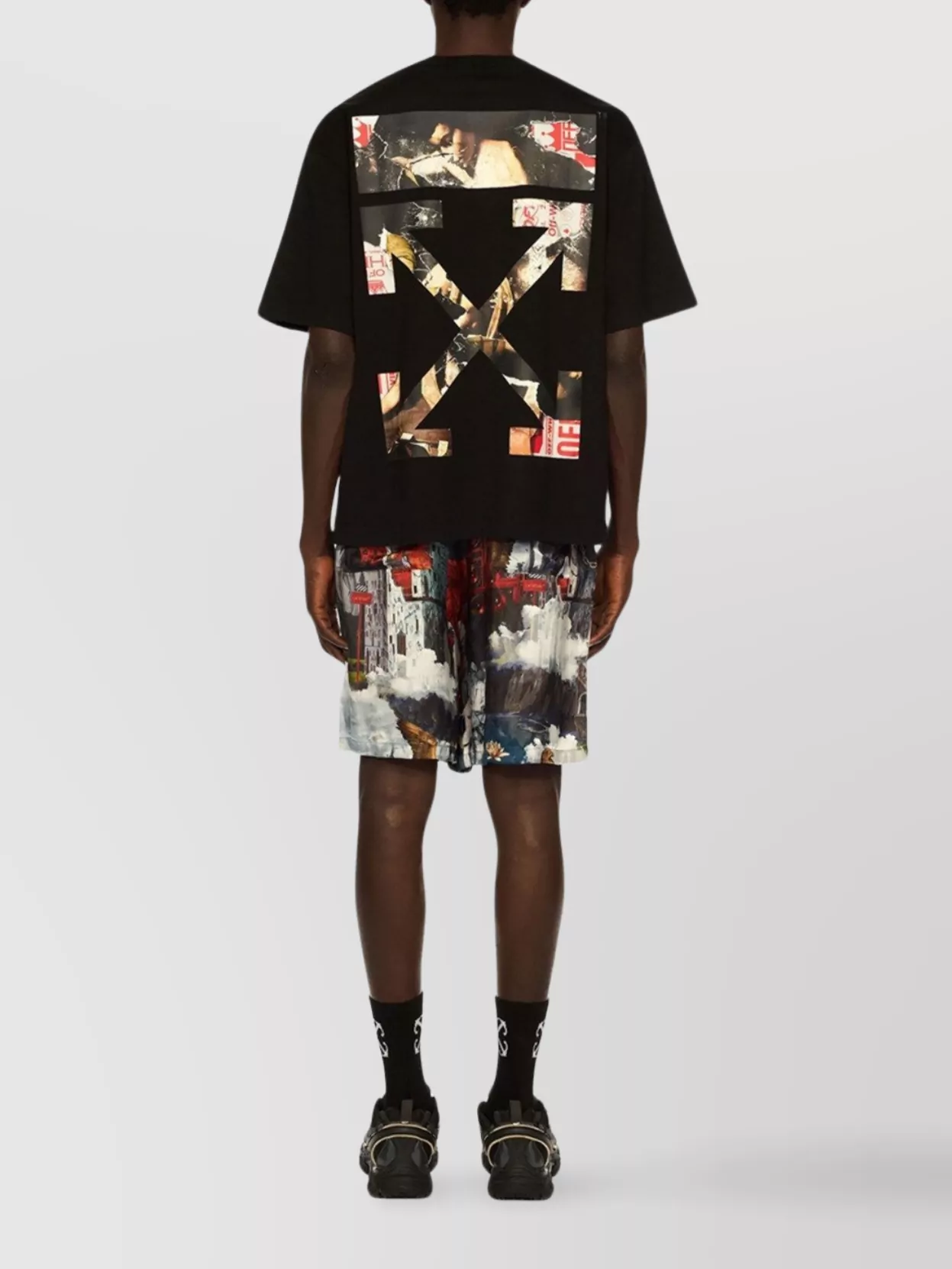 Off-white Graphic Arrow Design Short Sleeve T-shirt In Black