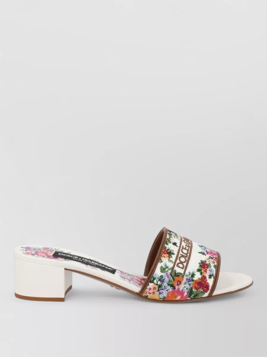 Dolce&Gabbana Embroidered Sandals