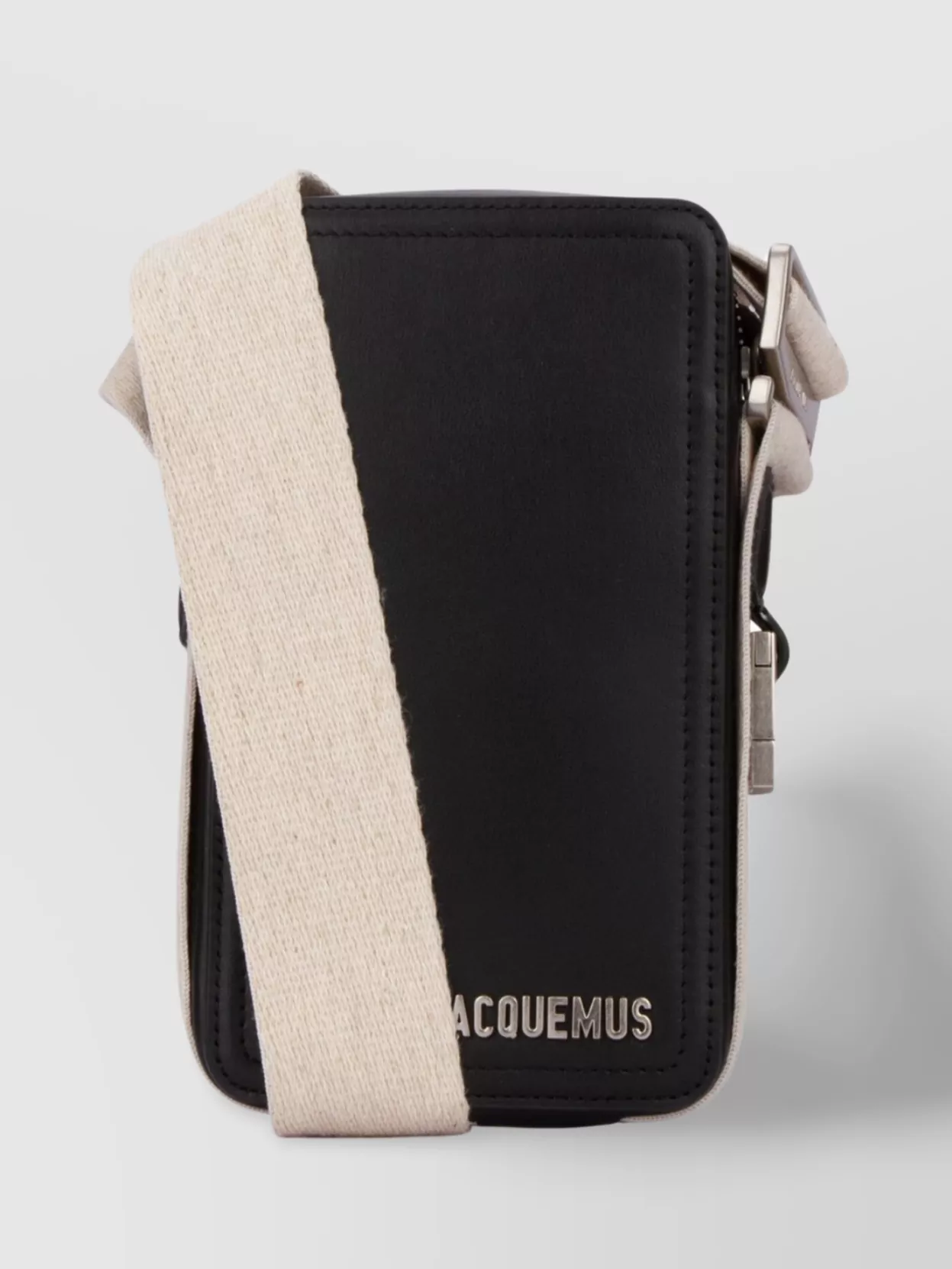 Shop Jacquemus Vertical Rope Strap Shoulder Bag