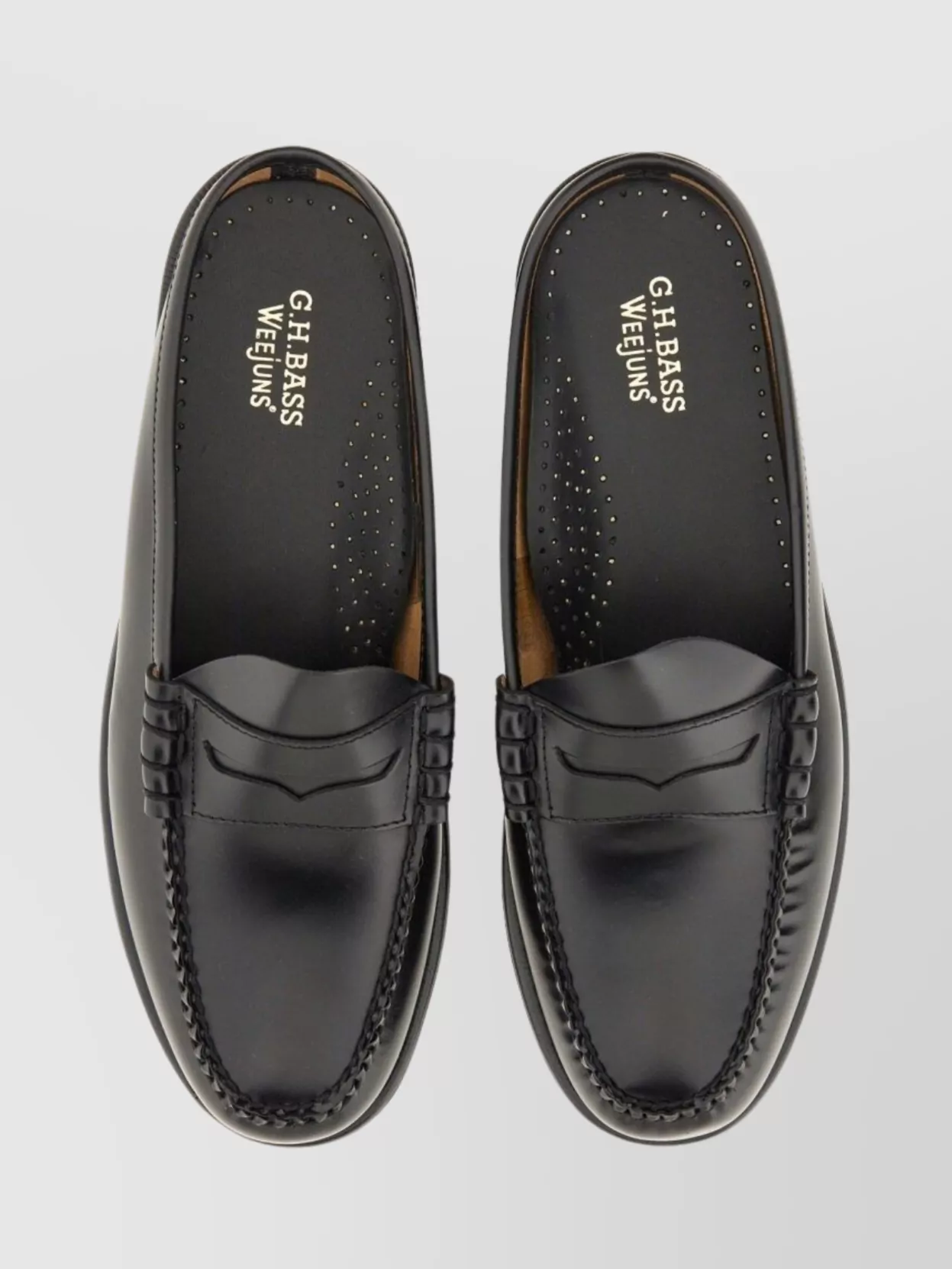 G.h. Bass Leather Loafers With Round Toe And Stitched Detailing