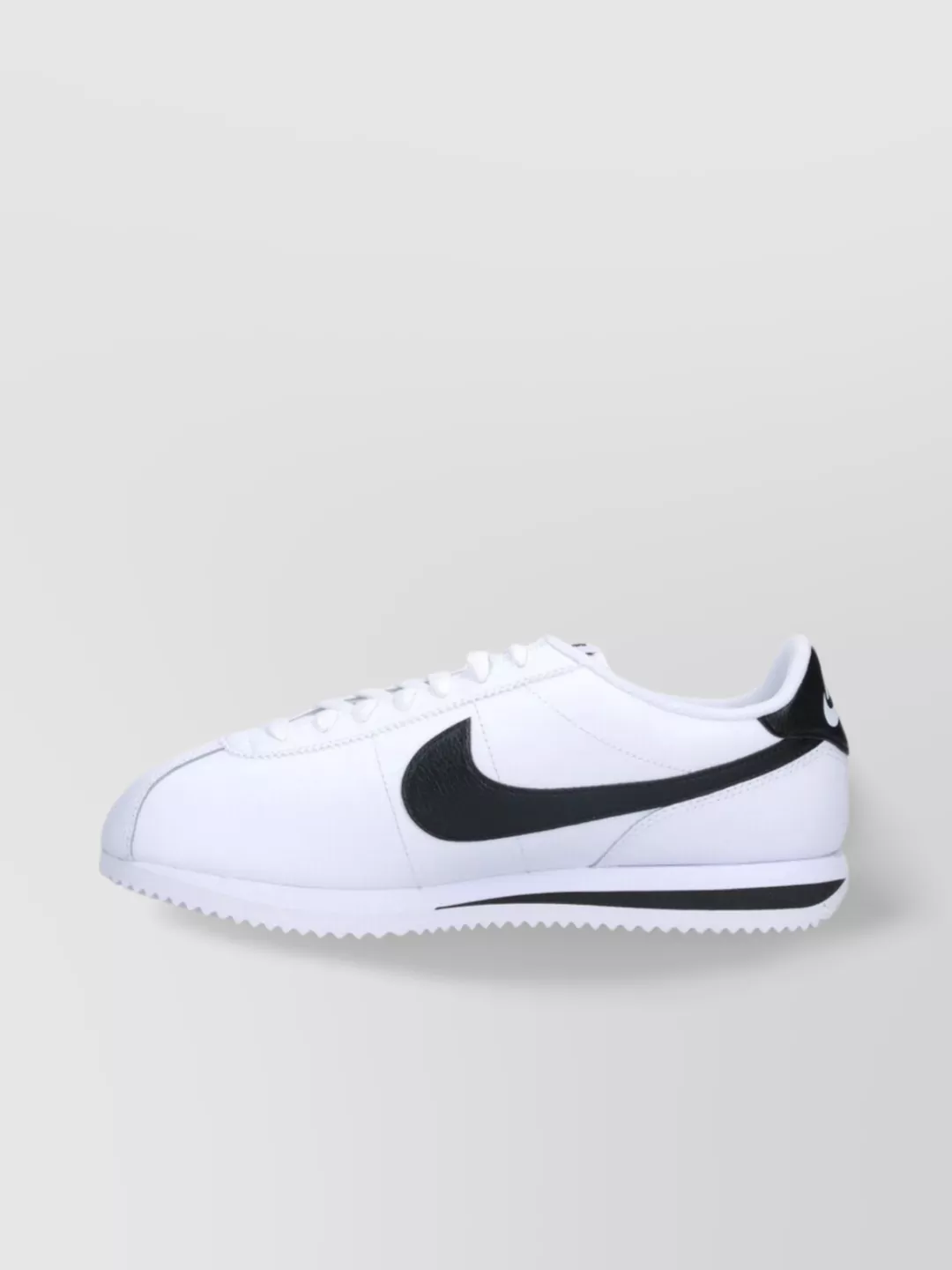 Nike Low Top Rubber Sole Sneakers