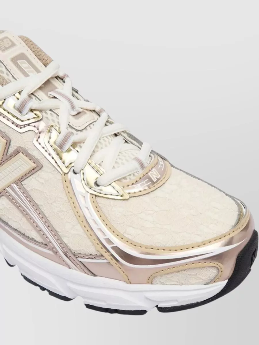 New Balance Low-Top Sneakers