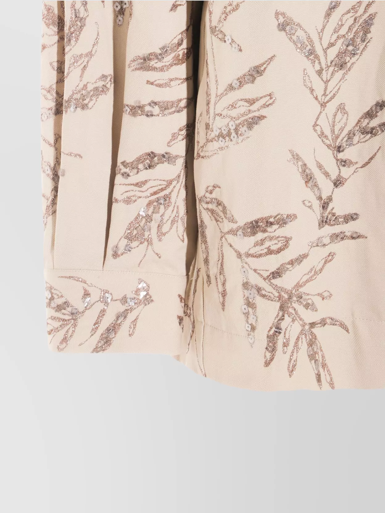 Brunello Cucinelli Sequin Embellished Casual Top With Buttoned Cuffs