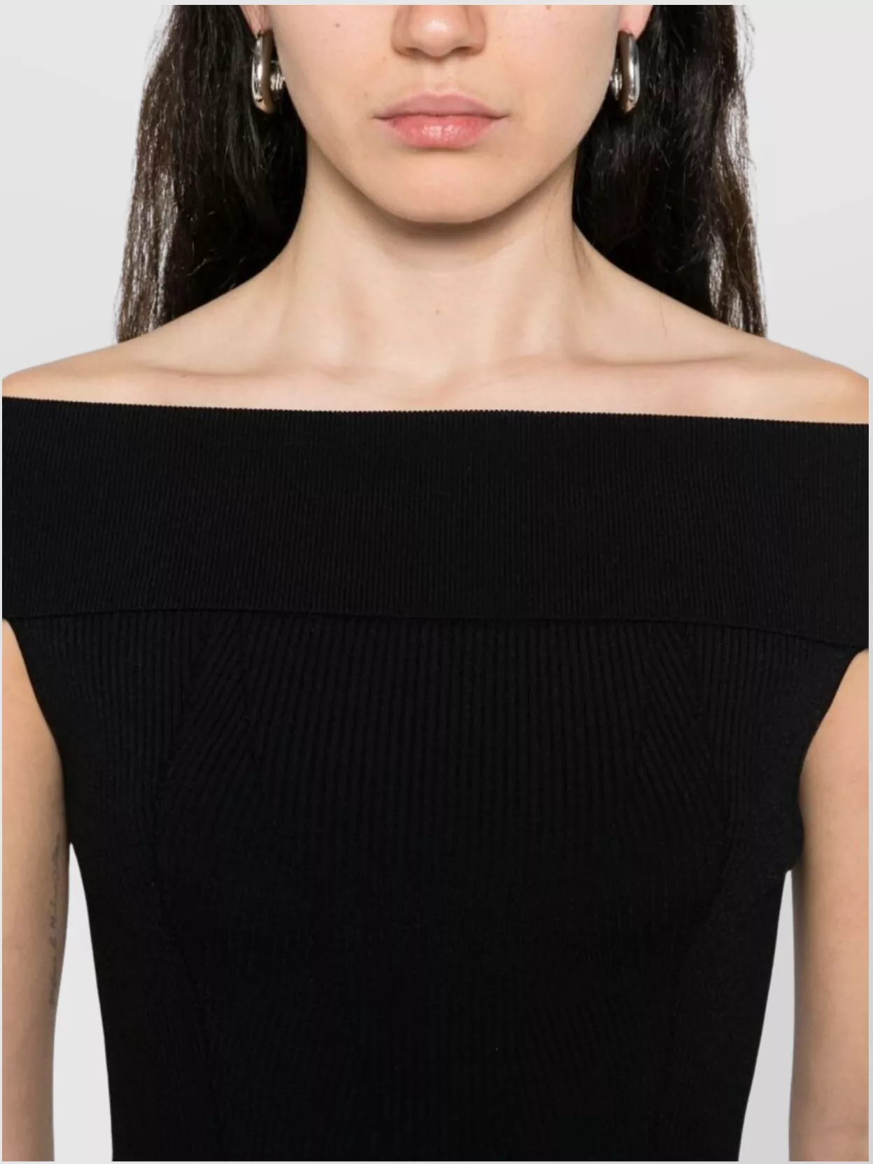 Givenchy Silhouette Ajustée Design Épaules Dénudées Texture Côtelée
