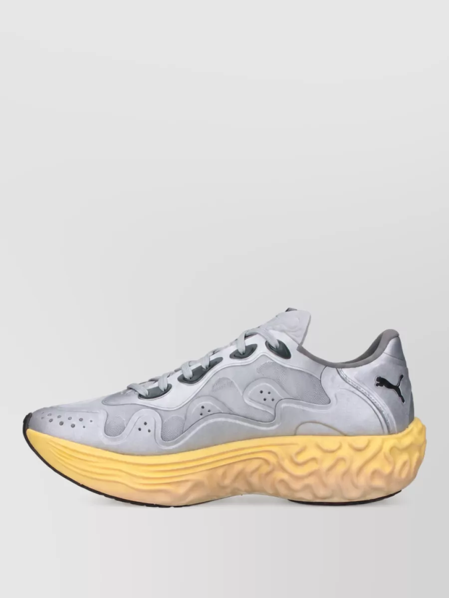 Puma Low-Top Sneakers