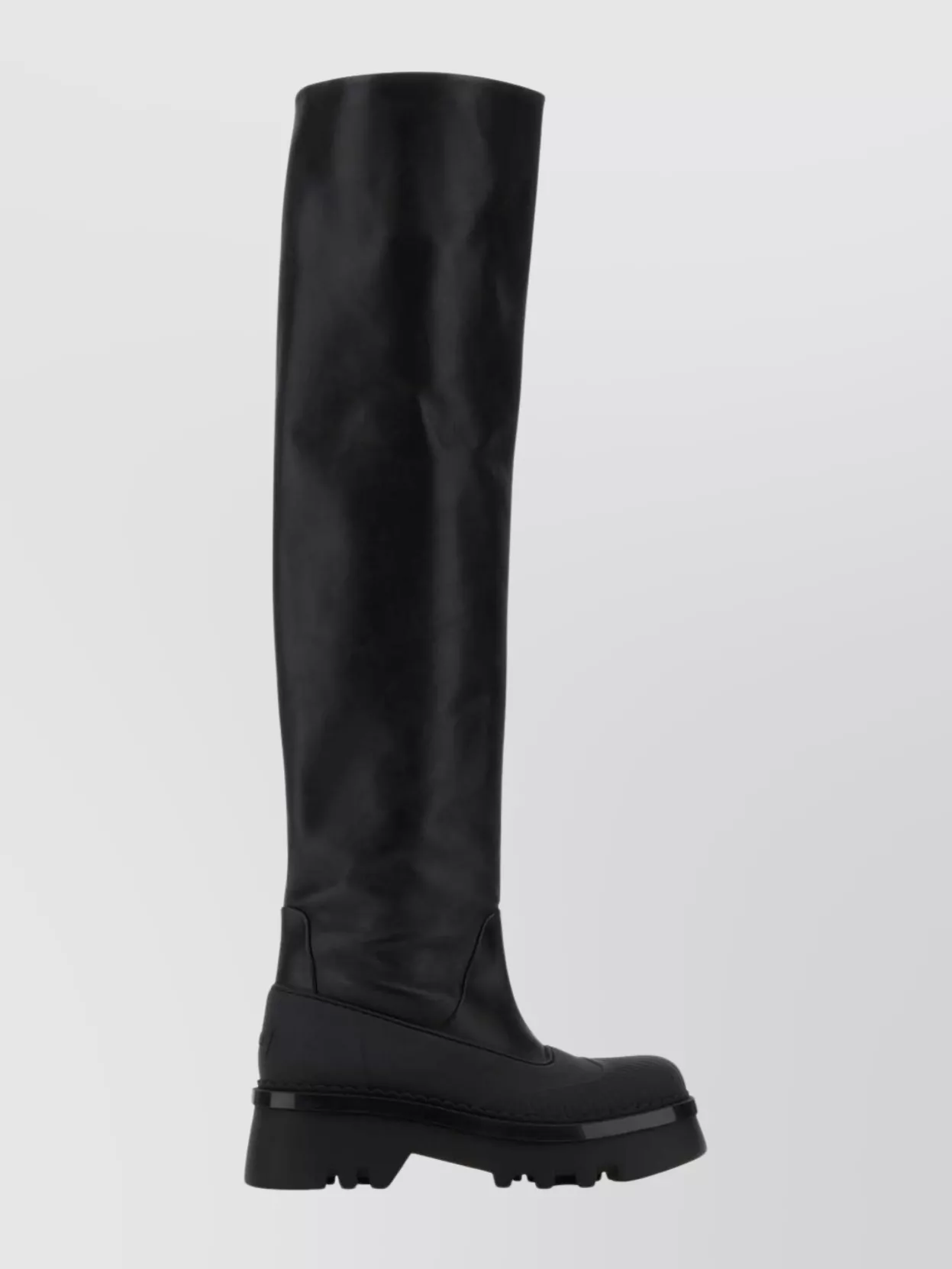 Chloé Raina Tall Round-toe Chunky Sole Boots In Black