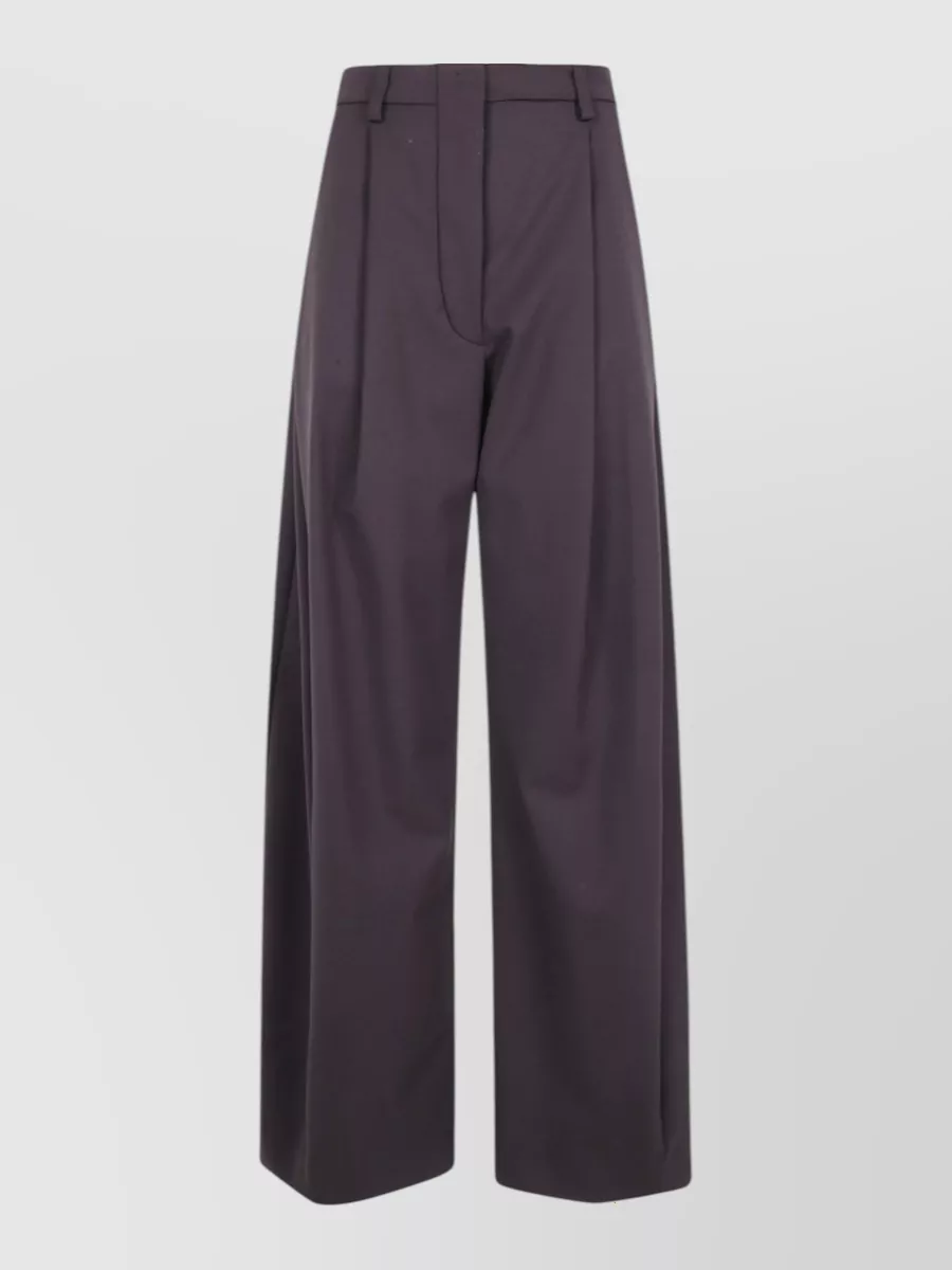 Thelatest pleated wide-leg trousers