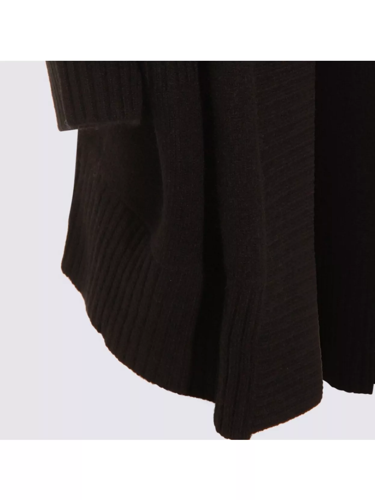 Kujten Longline Knitwear With Ribbed Cuffs And Hem In Black