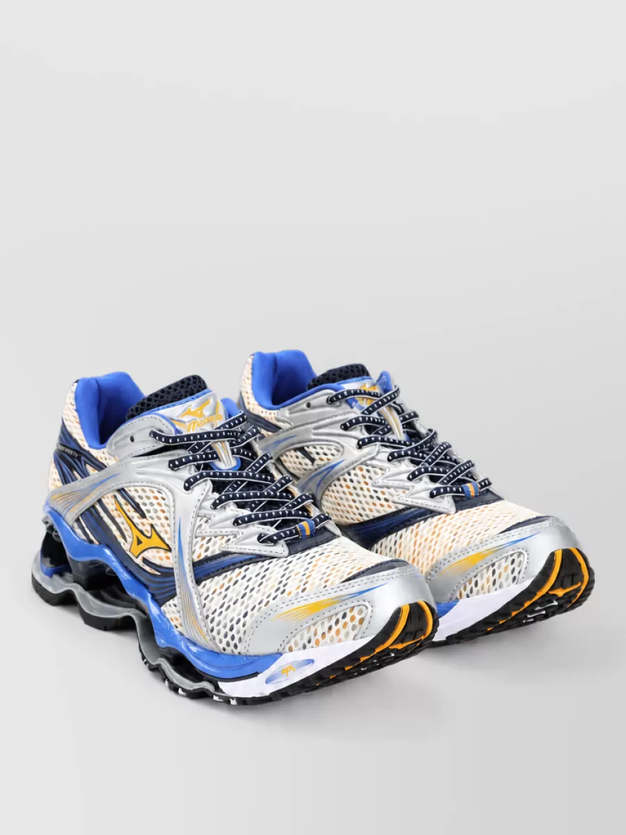 Mizuno mesh low-top sneakers