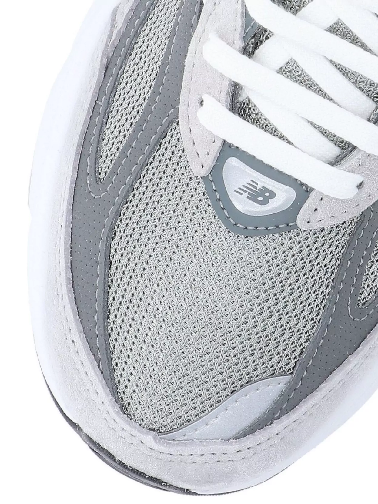 New Balance Low Top Sneakers With Mesh Upper And Rubber Outsole In White