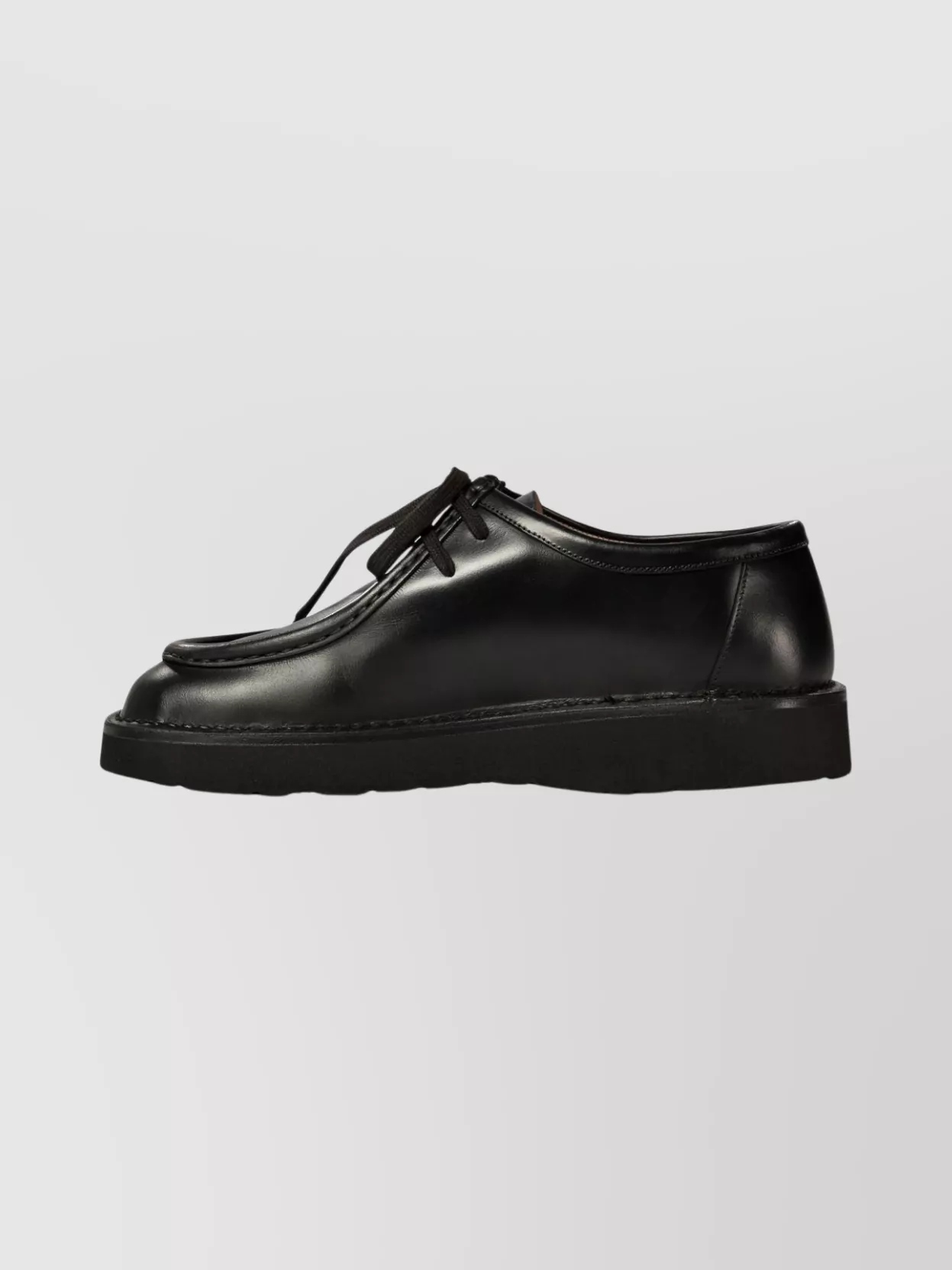 Loewe Lace-Up Shoes With Round Toe Design
