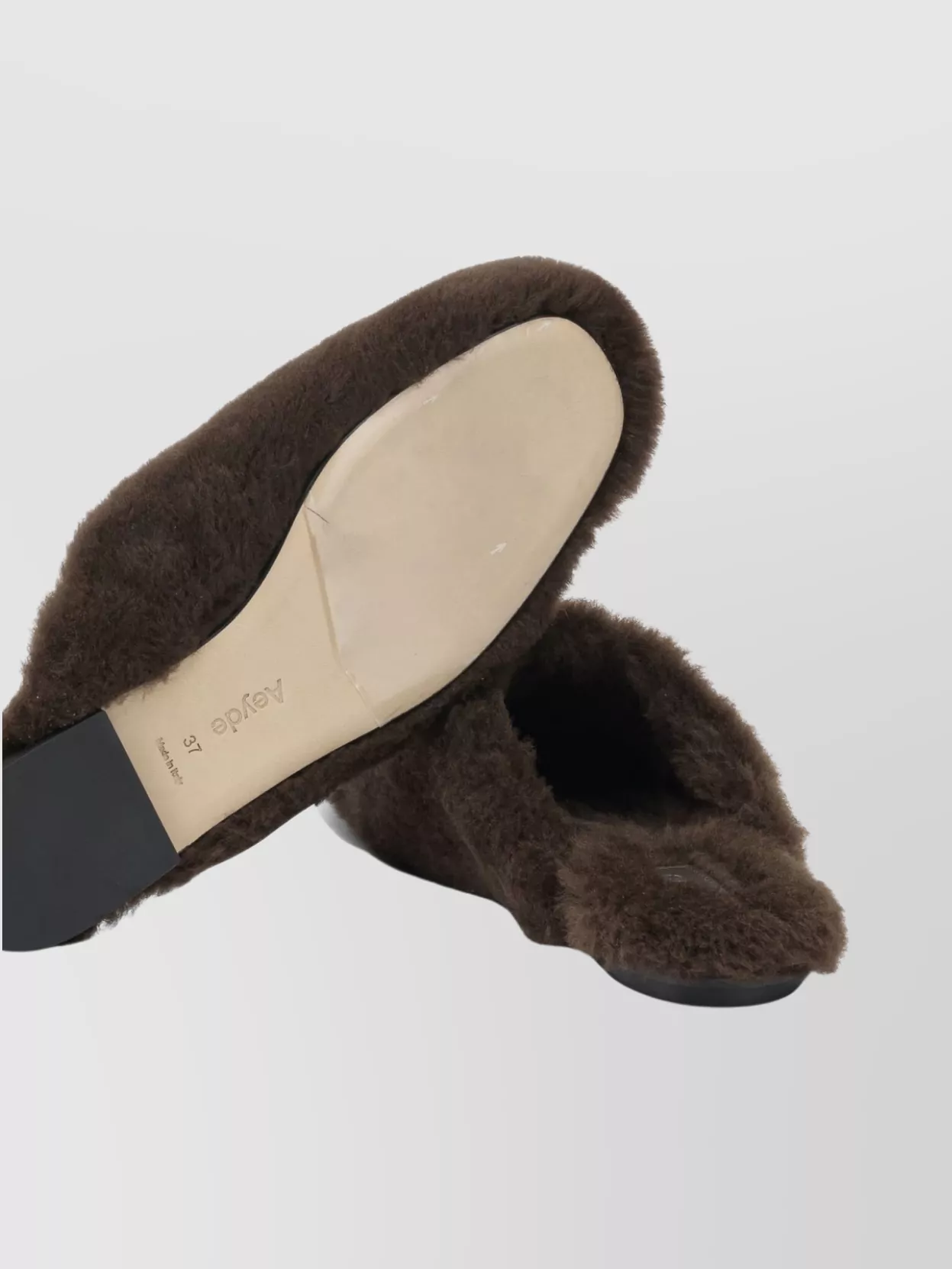 Aeyde Stylish Loafers And Cozy Slippers