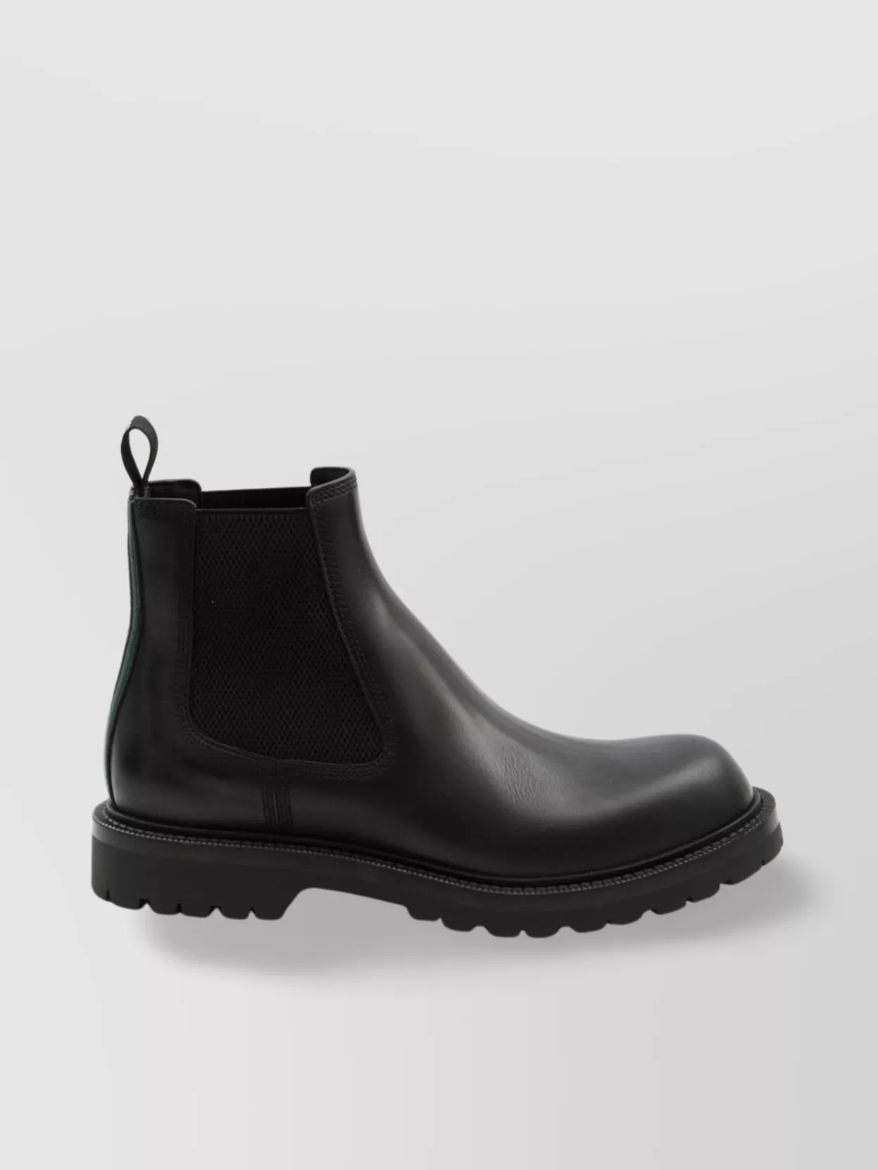 Gucci Round Toe Leather Chelsea Boots With Web In Black